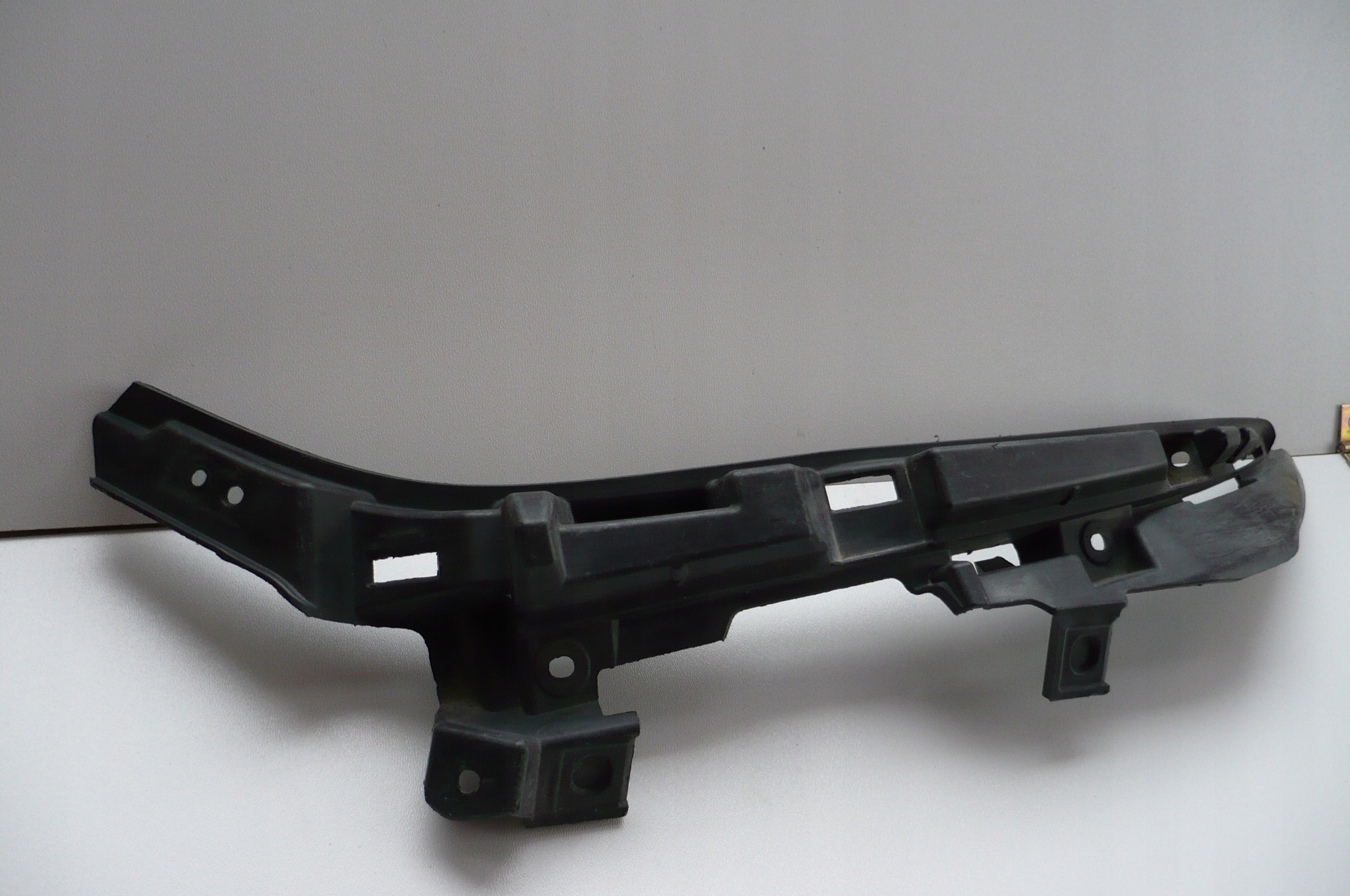 MAZDA 6 III LIFT GJ 2018- bumper bracket left front