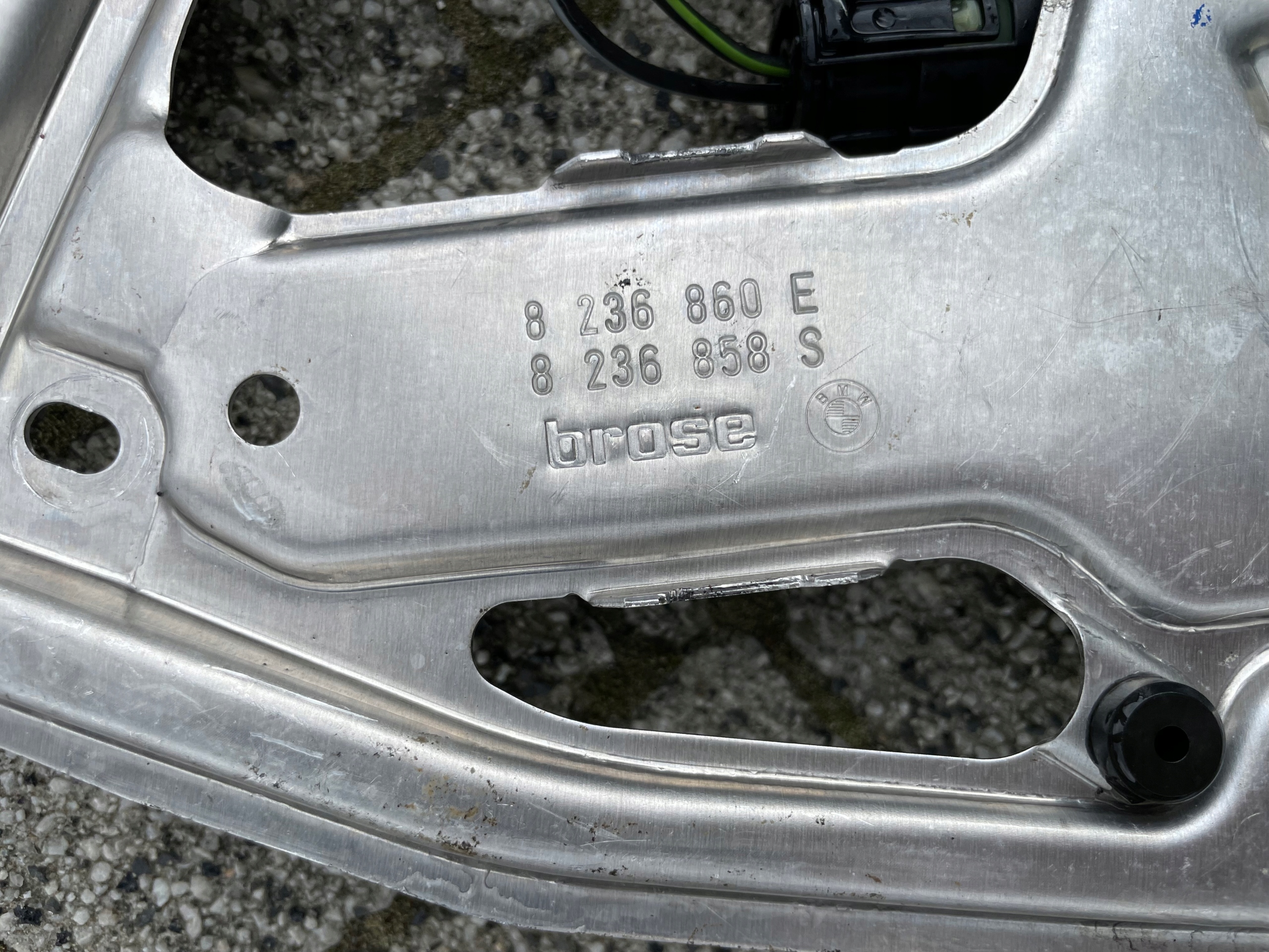 BMW 5 E39 Mécanisme lève vitre Droite Avant