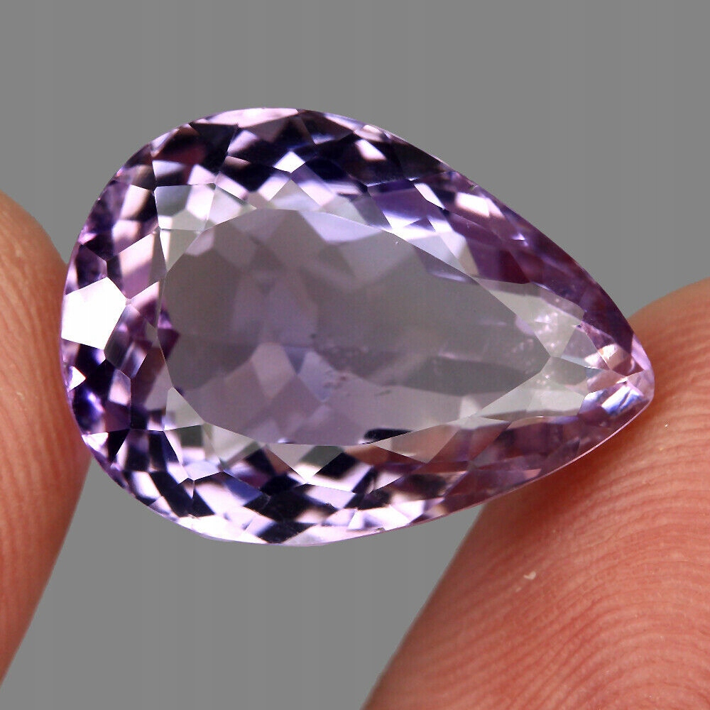 Přírodní kámen ametrin 18.8ct Vvs dvoubarevný
