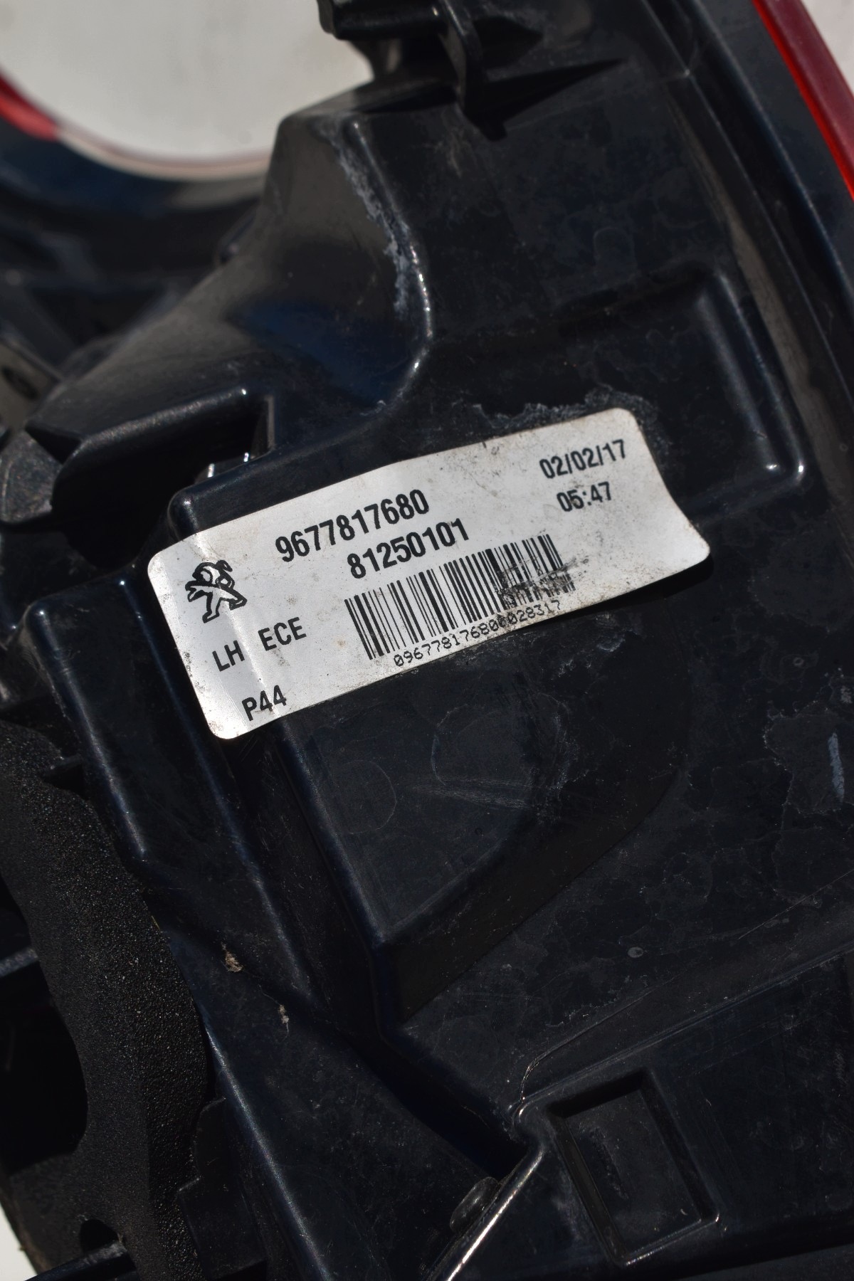 light left rear part PEUGEOT 308 II T9 HATCHBACK 2013-2017R 9677817680 EU