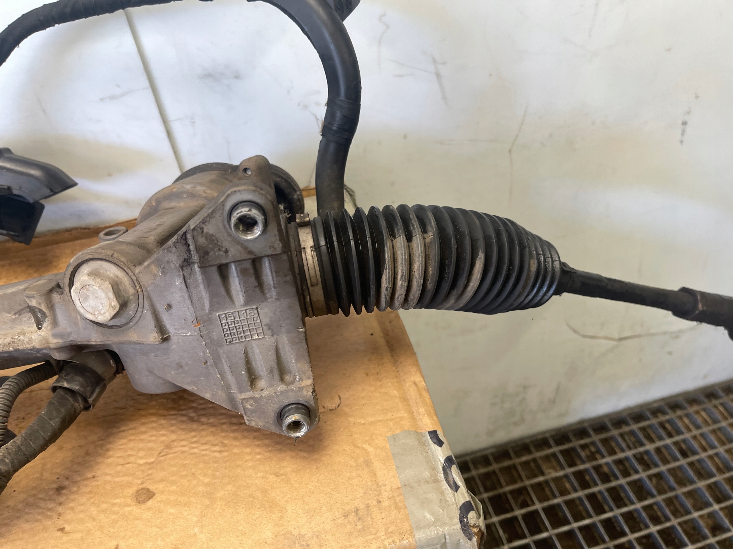 VW CADDY 2K5 2015-2020 Boîter direction Boîter direction 1K1423051FE