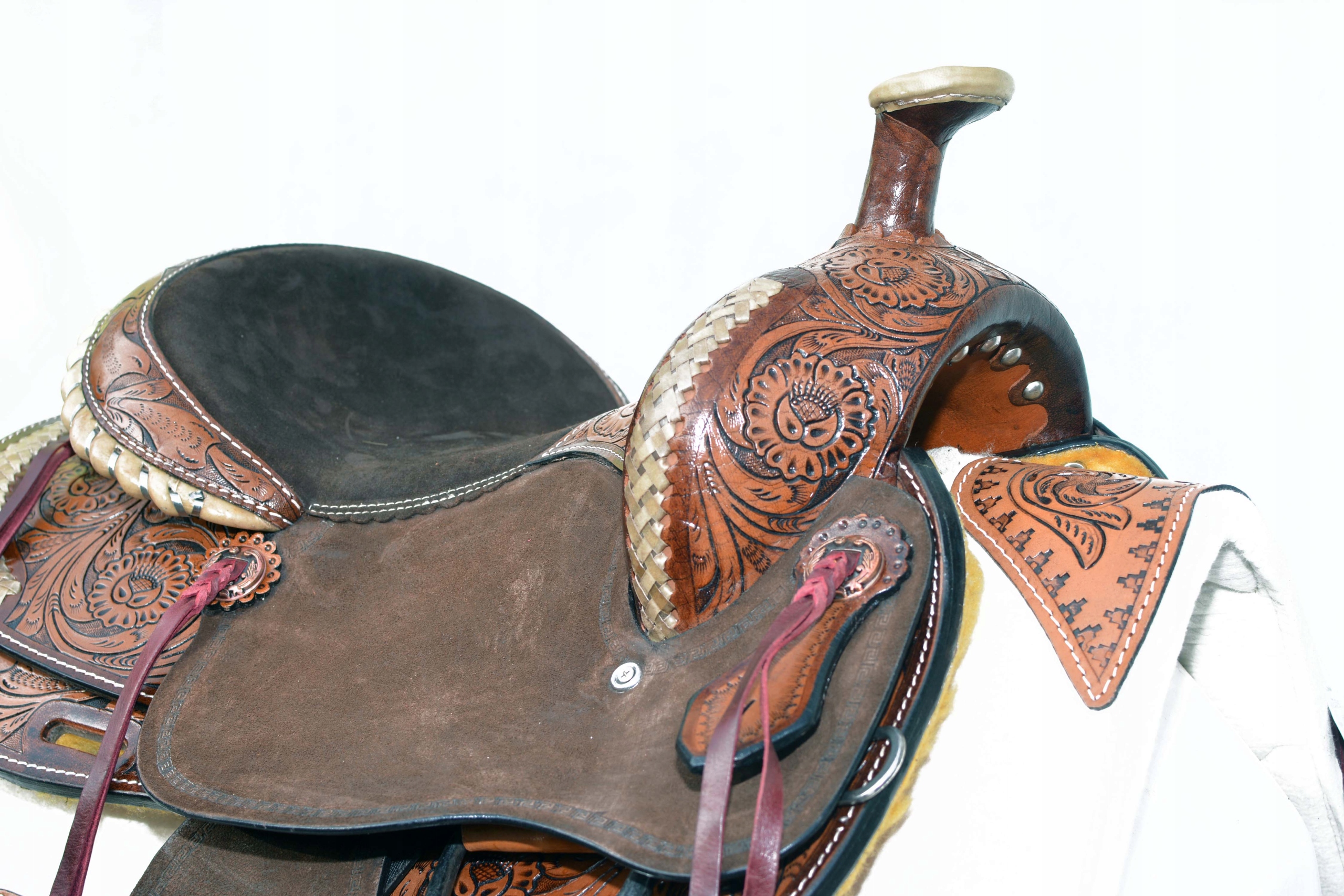 SIODŁO WESTERN Z USA 16C Marka bez marki