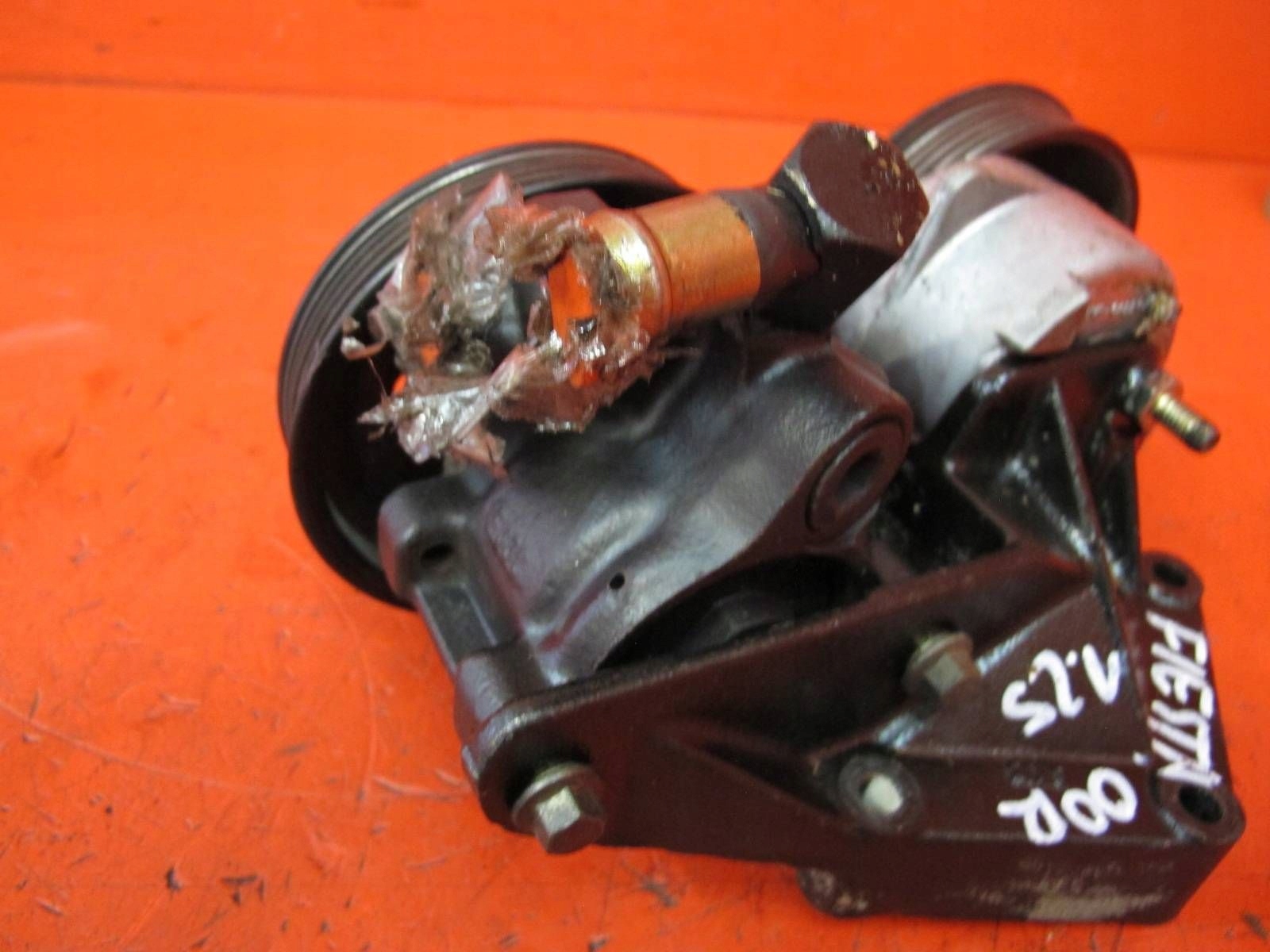 FORD FIESTA MK4 1.25 DHB PUMA Pompa servosterzo