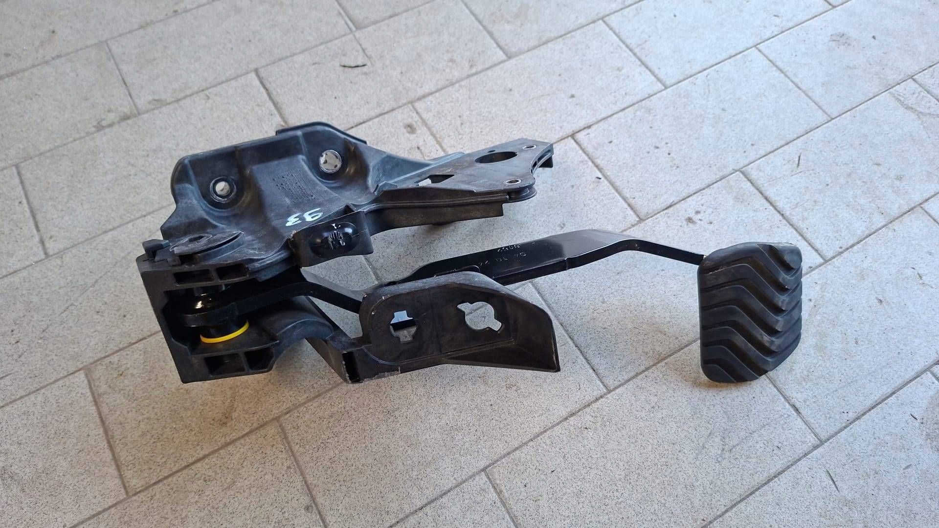 Pedal Bremse Renault 5 E-Tech 180207059R