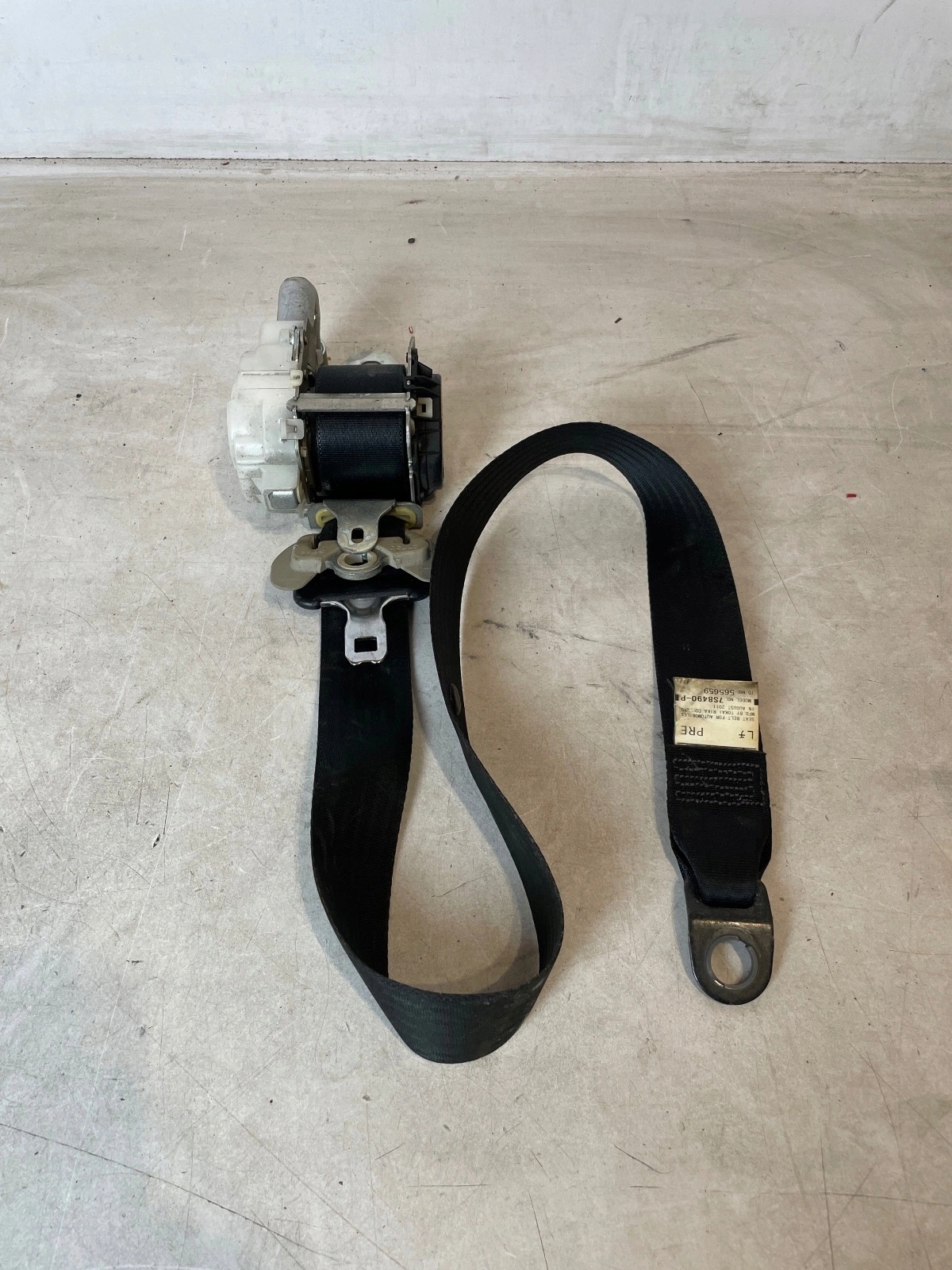 tension belt safety front front right Toyota Prius Iii