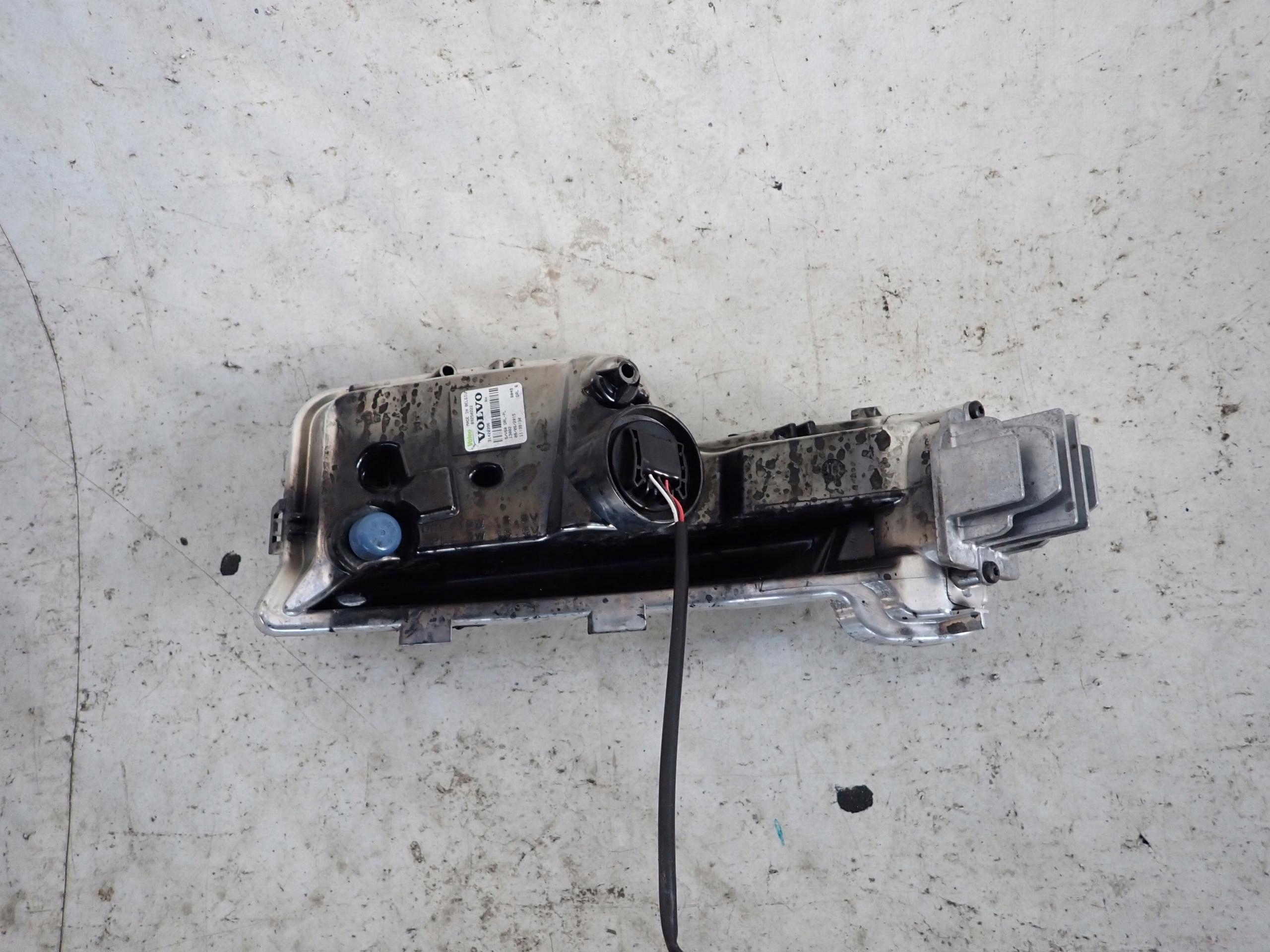 VOLVO V60 S60 LIFT 13- Nebelscheinwerfer LED DRL rechts