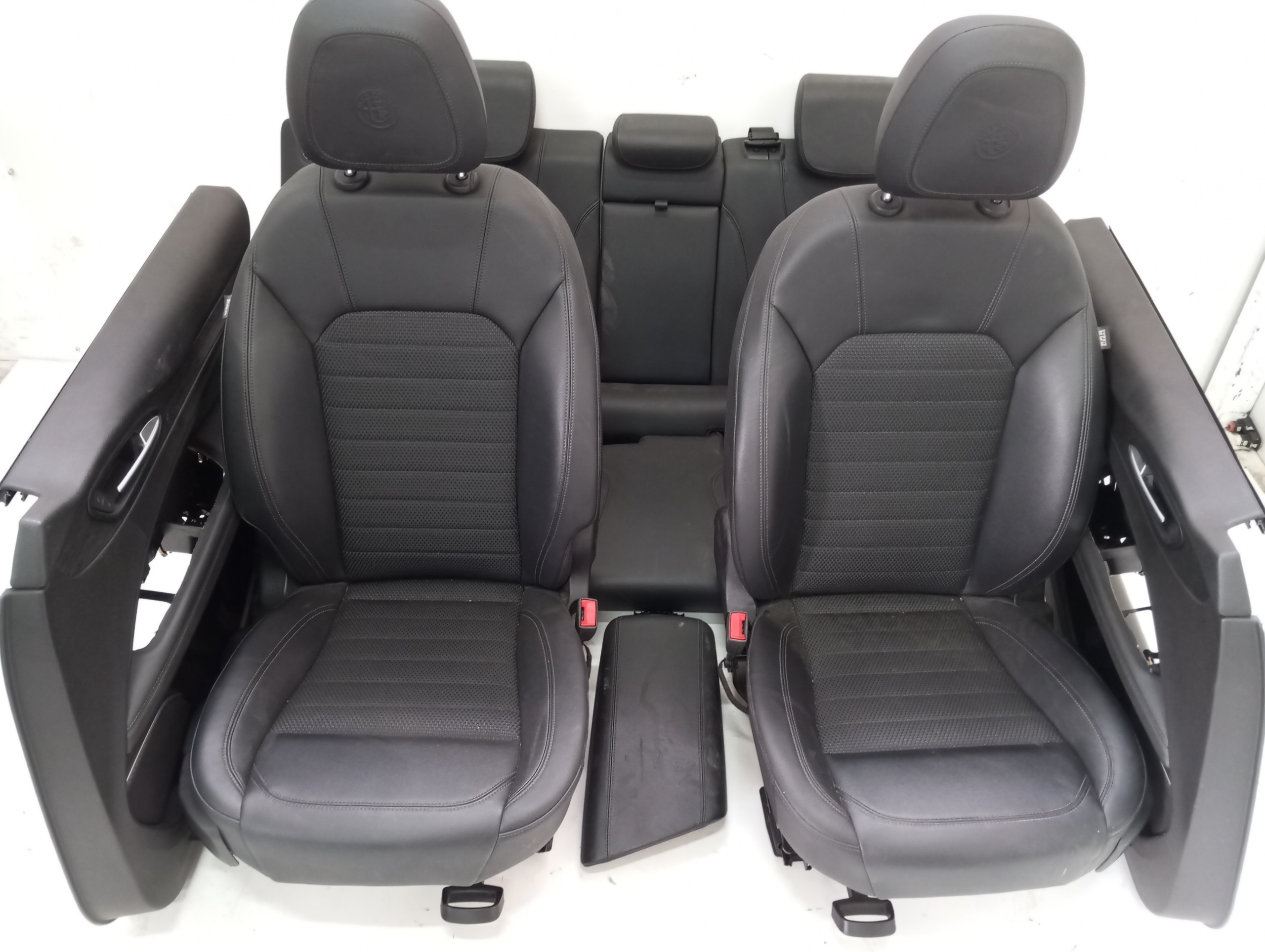 verkleidung Halbleder Sitze ALFA ROMEO STELVIO