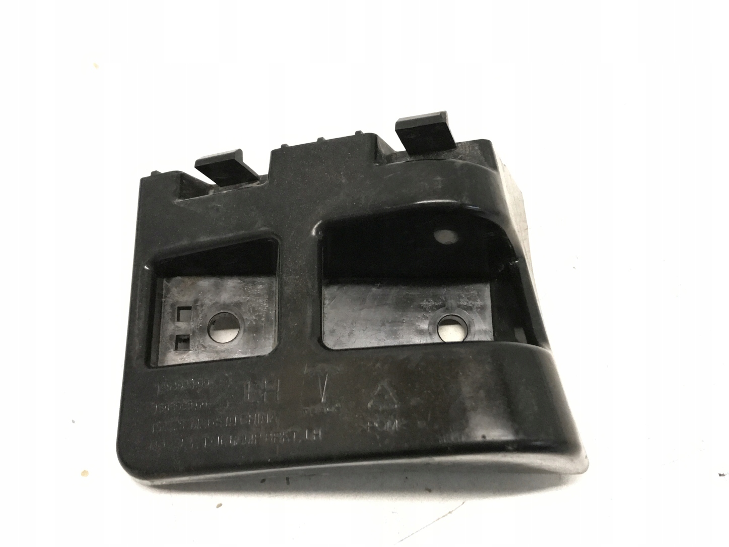 ТЕСЛА Y ЗАДНИЙ ЛЕВЫЙ КРОНШТЕЙН ЛАМПЫ 1506968-00-D