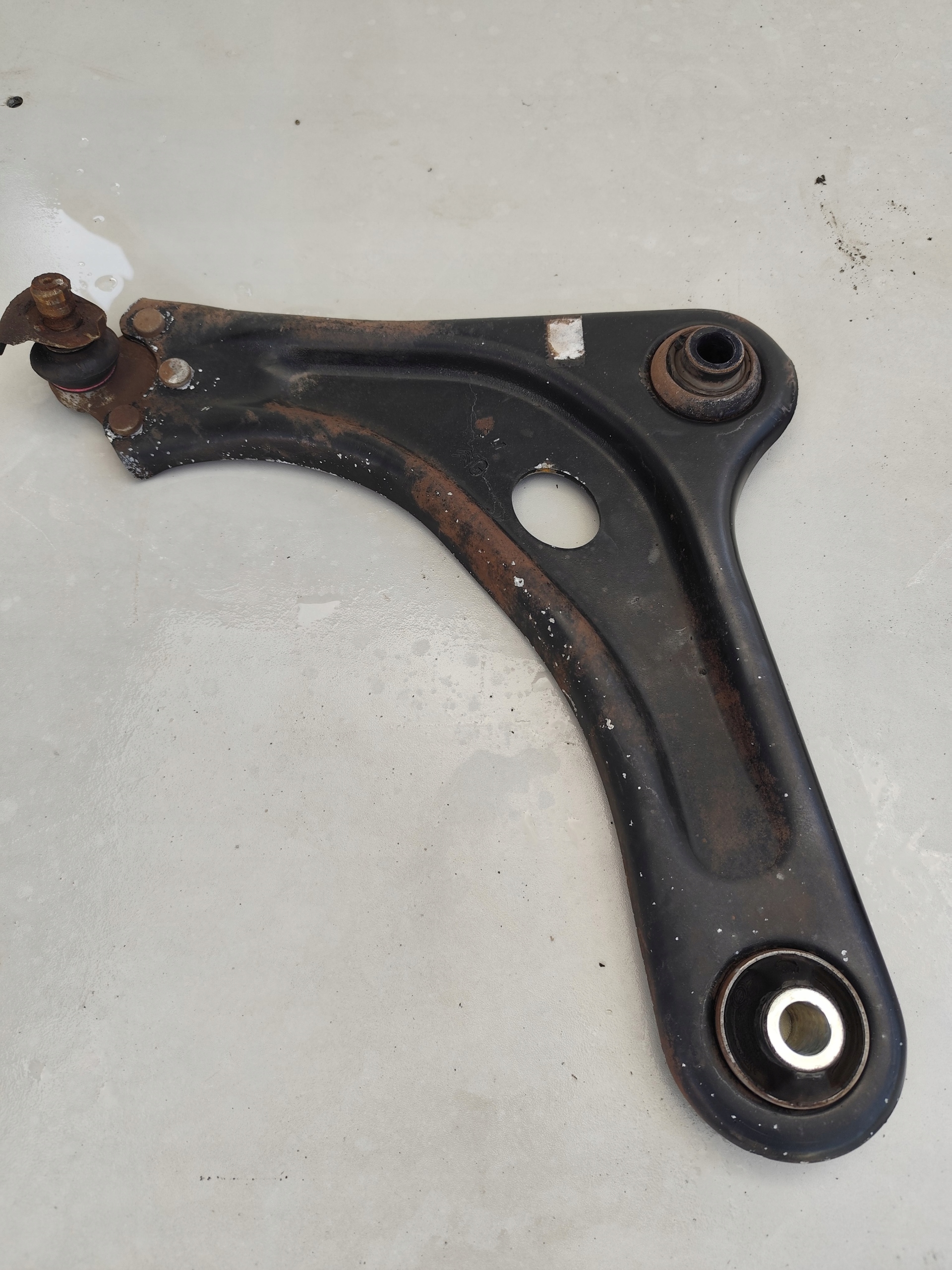 CITROEN C3 III arm right left