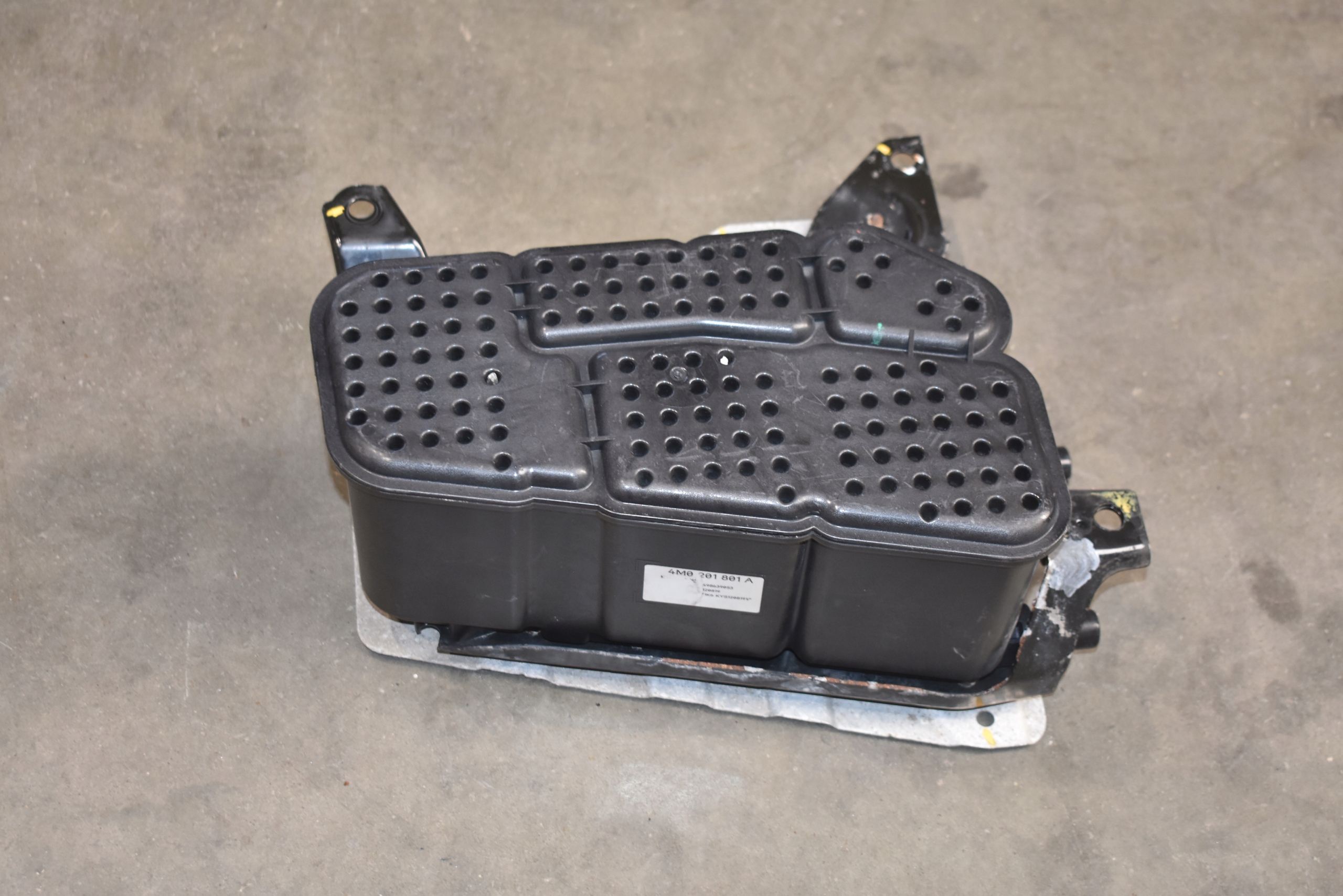 perfect condition carbon filter LAMBORGHINI URUS 1