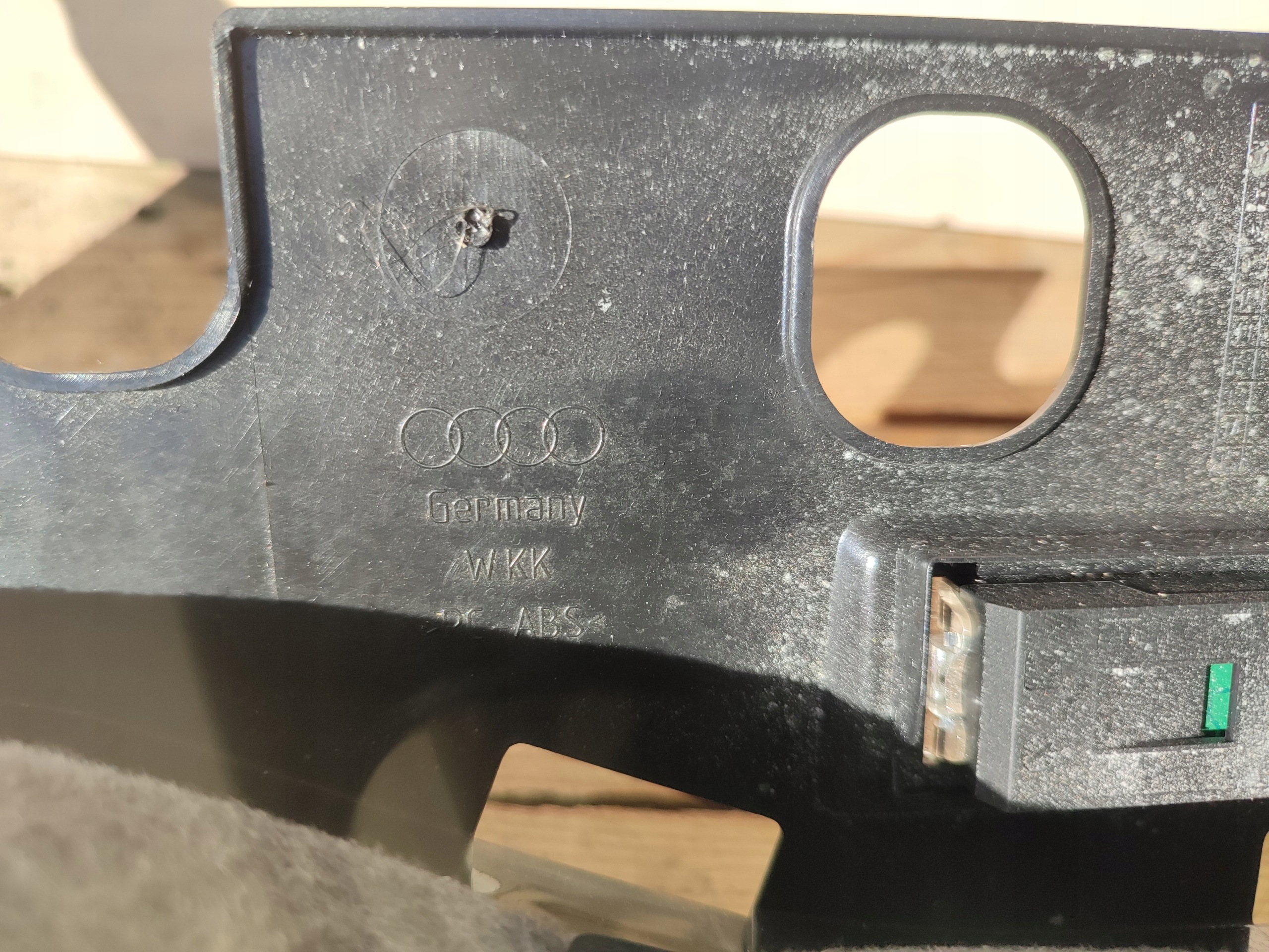 Handschuhfach des Beifahrers AUDI Q5 8R EUROPA
