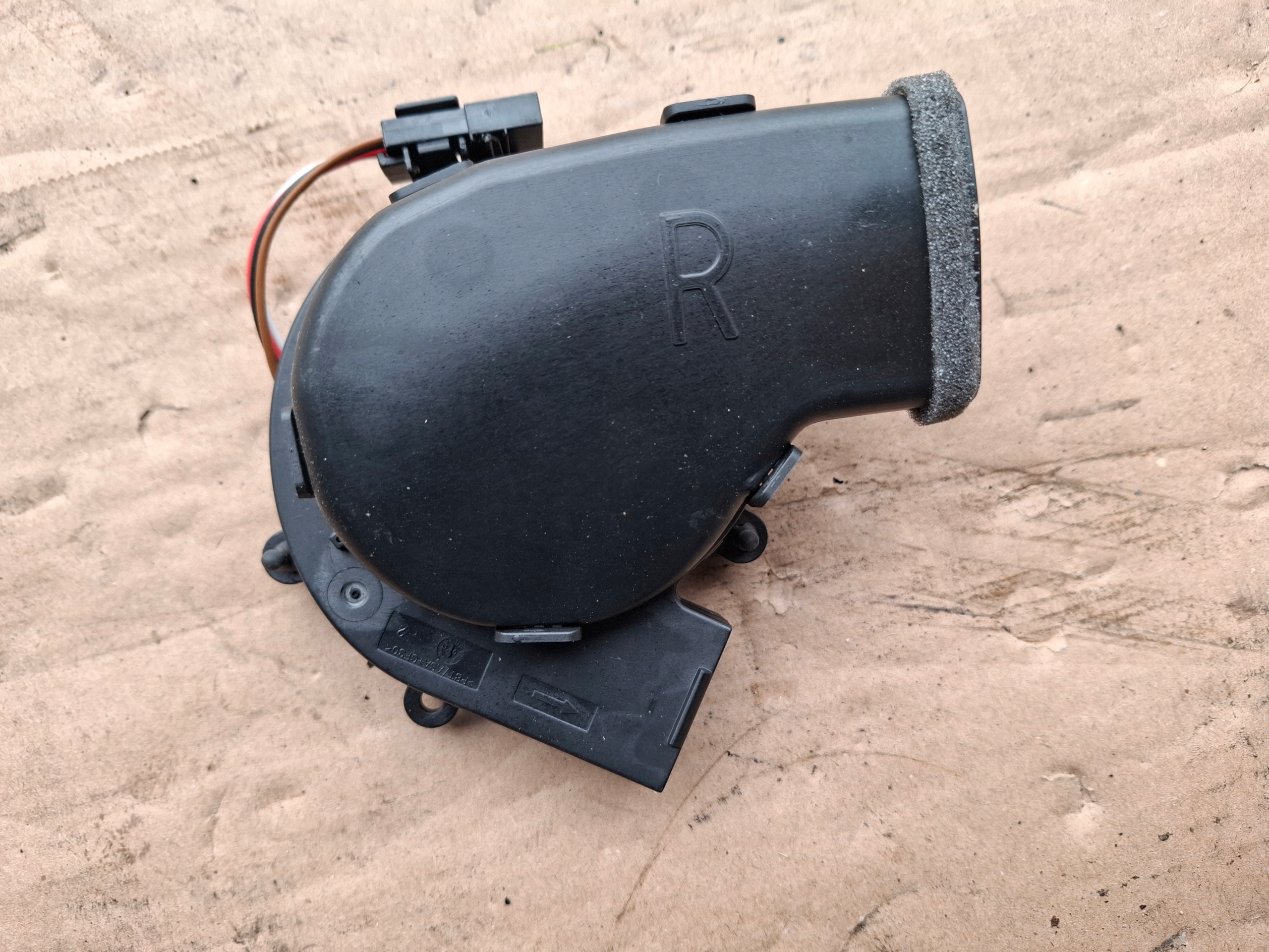 AUDI A8 D5 Lüfter KOMPUTERA 4N0915213C