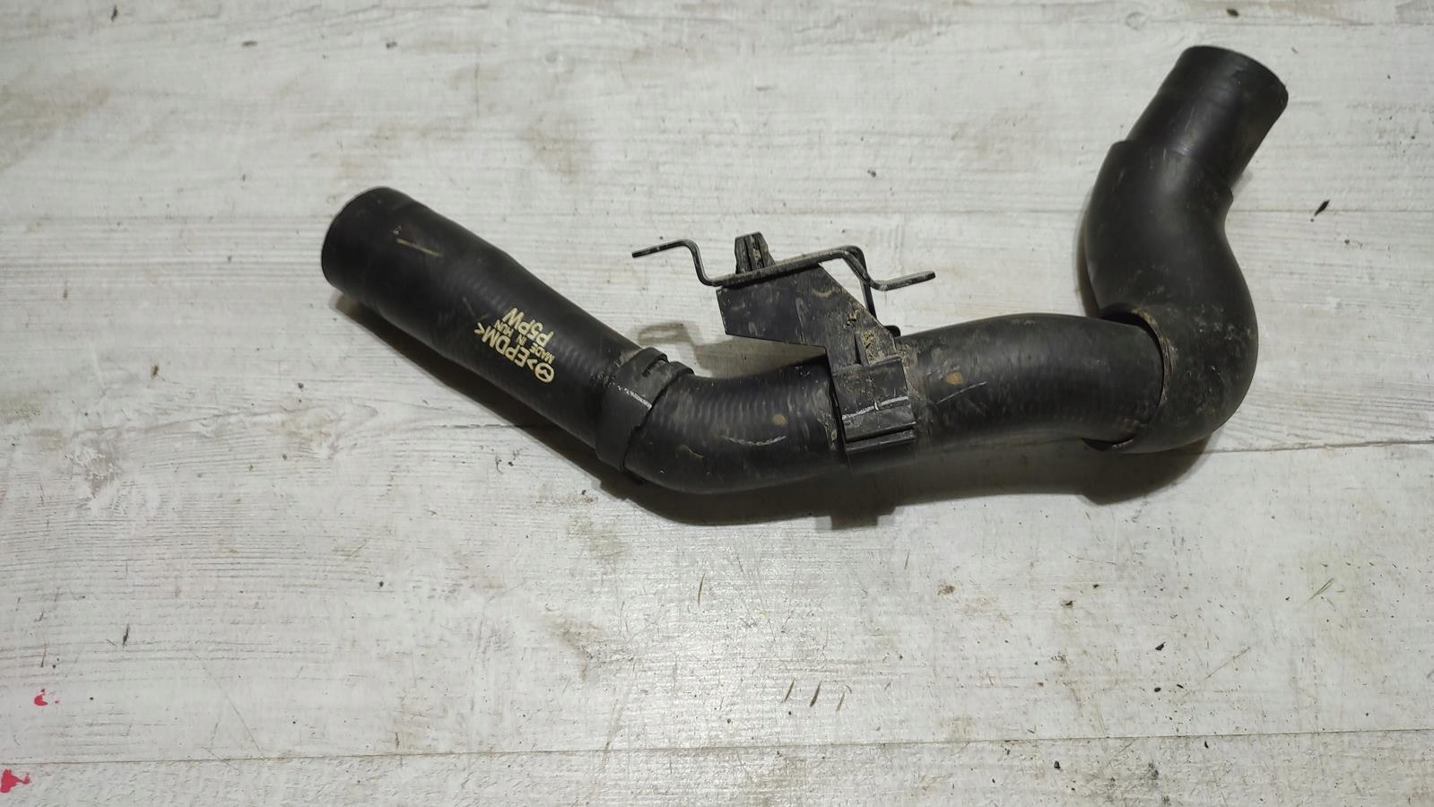 przwod crijevo vode 1.5 Mazda 2 DJ/DL lift