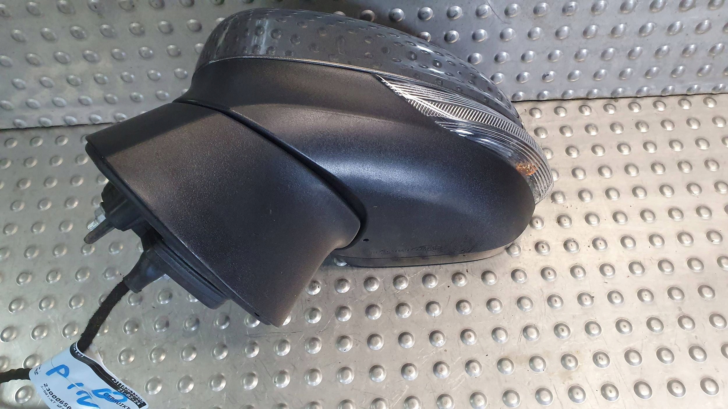 mirror left FORD FIESTA MK8 6 PIN 17