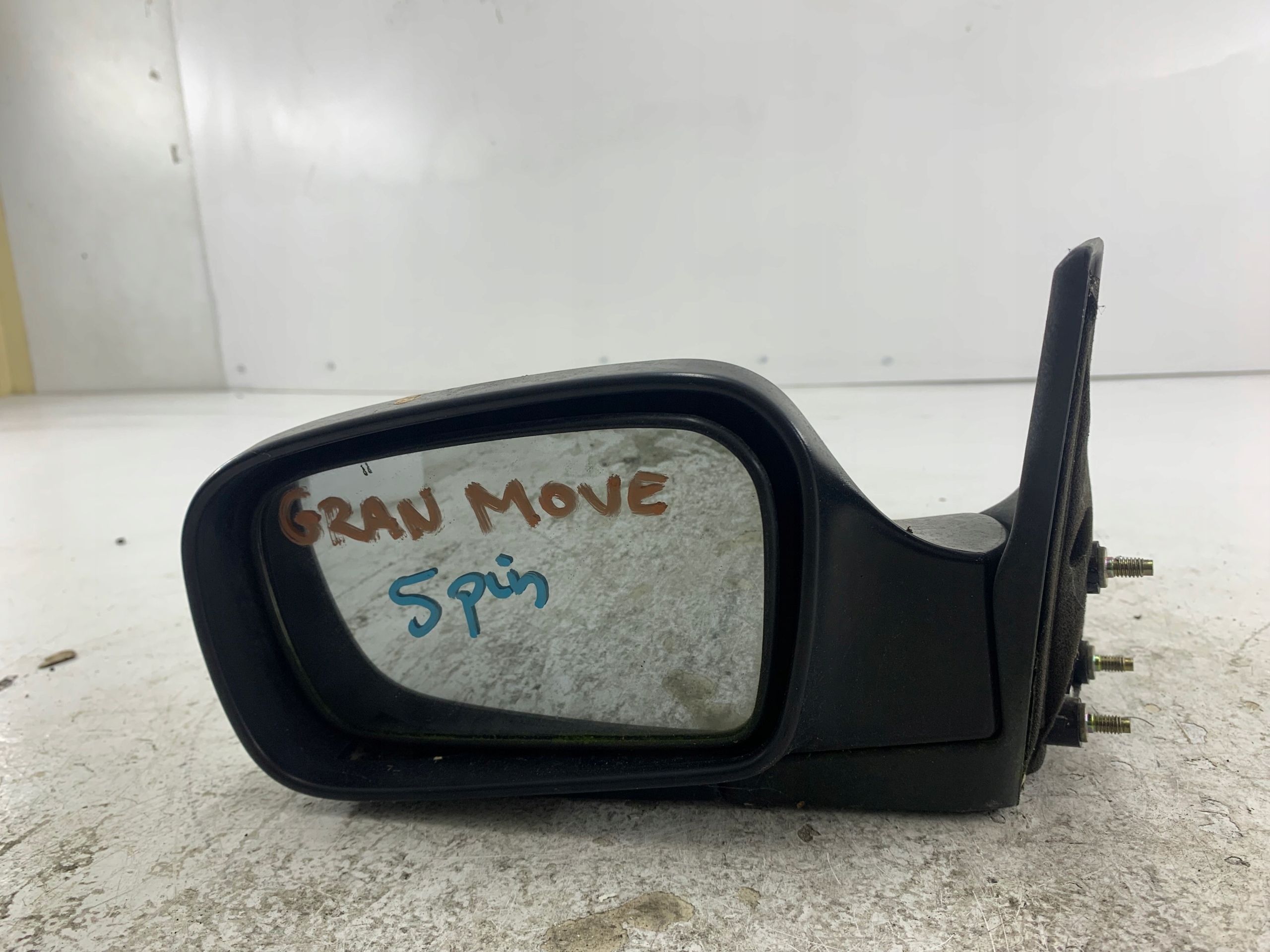 DAIHATSU GRAN MOVE mirror left 5 PIN black,