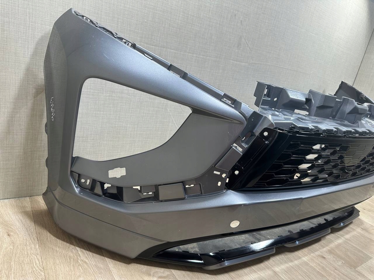 bumper front MITSUBISHI ECLIPSE CROSS LIFT 2021- 6400K954ZZ