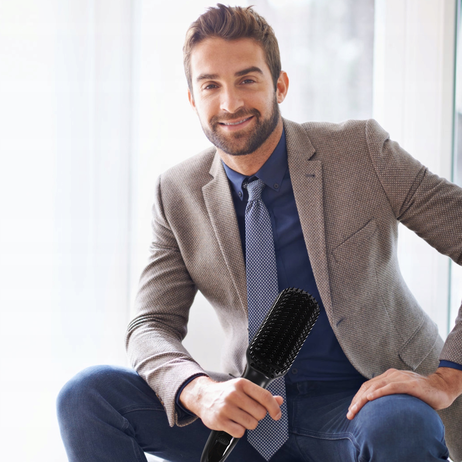 PROSTOWNICA DO WŁOSÓW PODGRZEWANY GRZEBIEŃ PROSTUJĄCY BRODĘ Marka bez marki