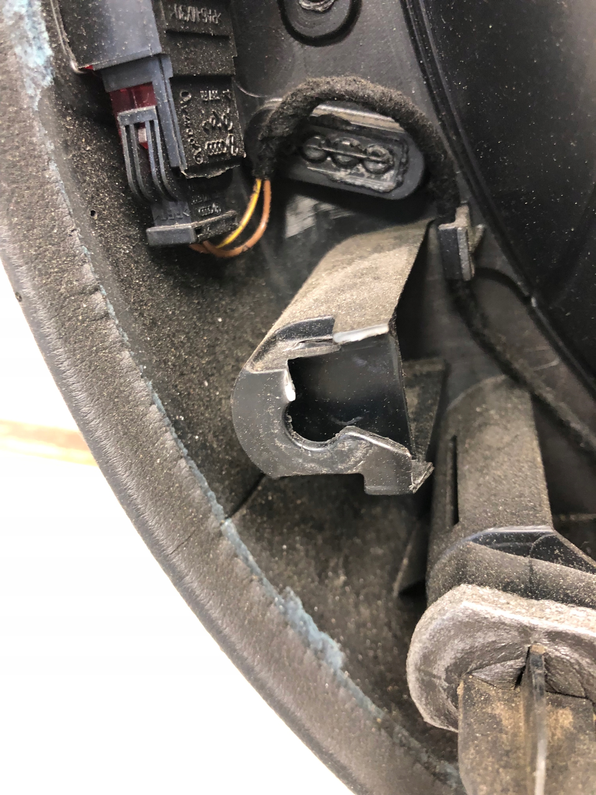 side door right front AUDI A4 B8 8K1867106