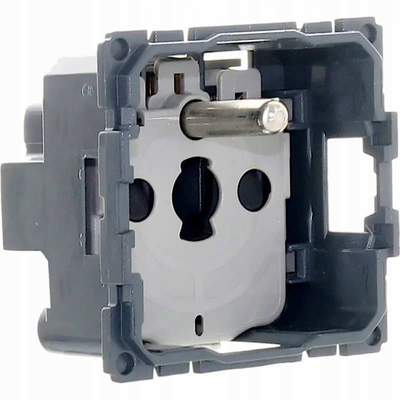

Legrand Celiane Me Gniazdo Zaciski Auto 067111