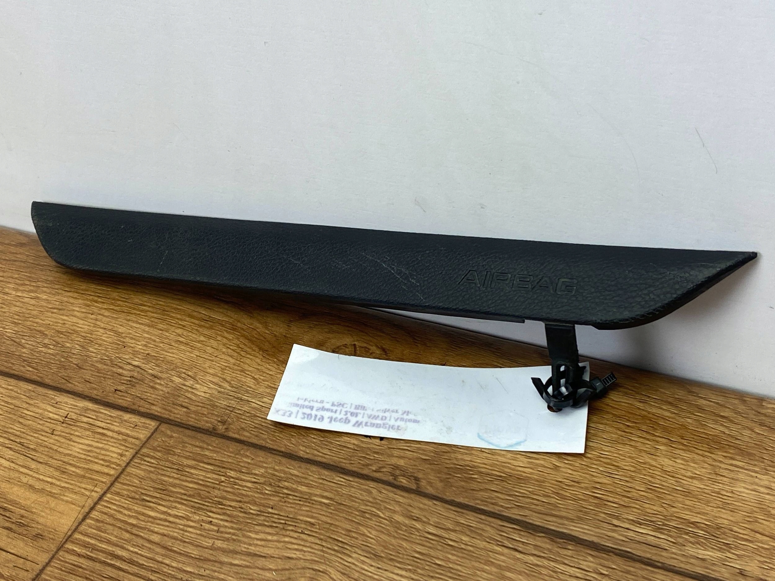 moulding spoiler frame airbag Jeep Wrangler IV JL 2018+