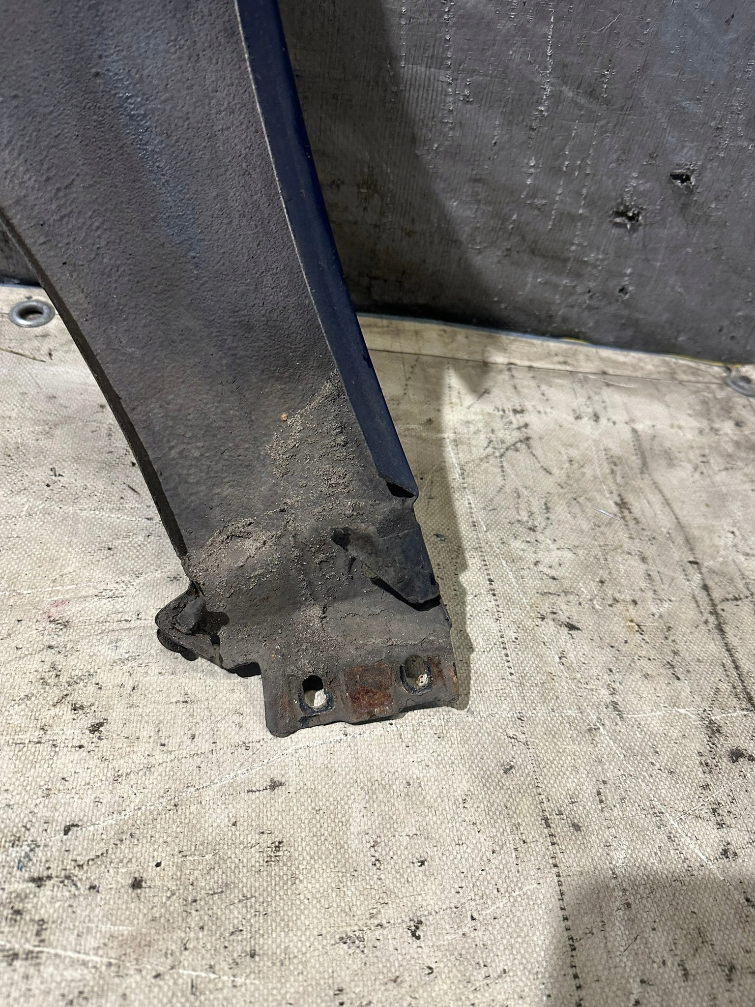 fender right front VOLKSWAGEN VW PASSAT B5 FL 2003R KOMBI