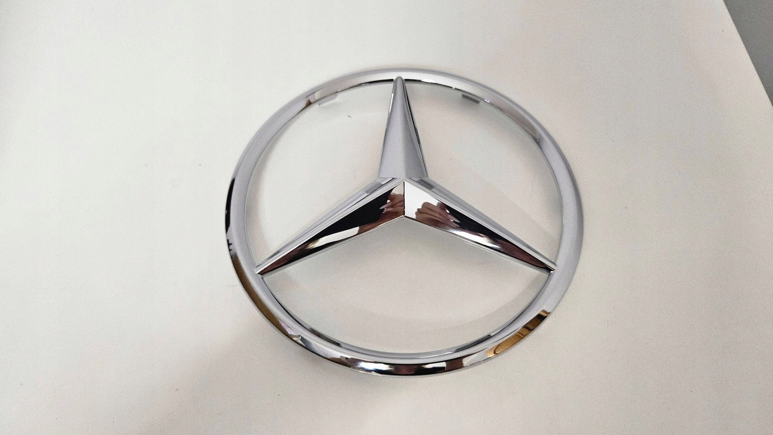 Mercedes W205 W177 Emblém Logo Znak Na Na Mriežku Predná Časť A0008176007
