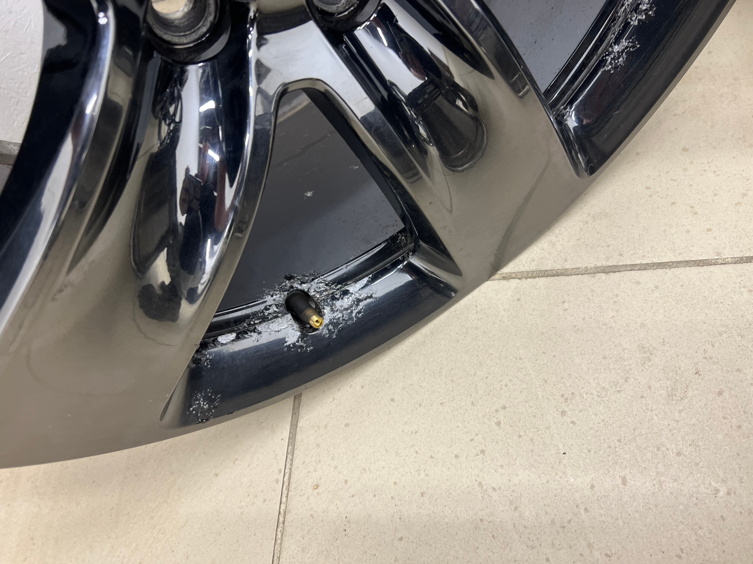 4×disc aluminium MOPAR 20 CALI SRT 10Jx 20" 5x127 ET 50
