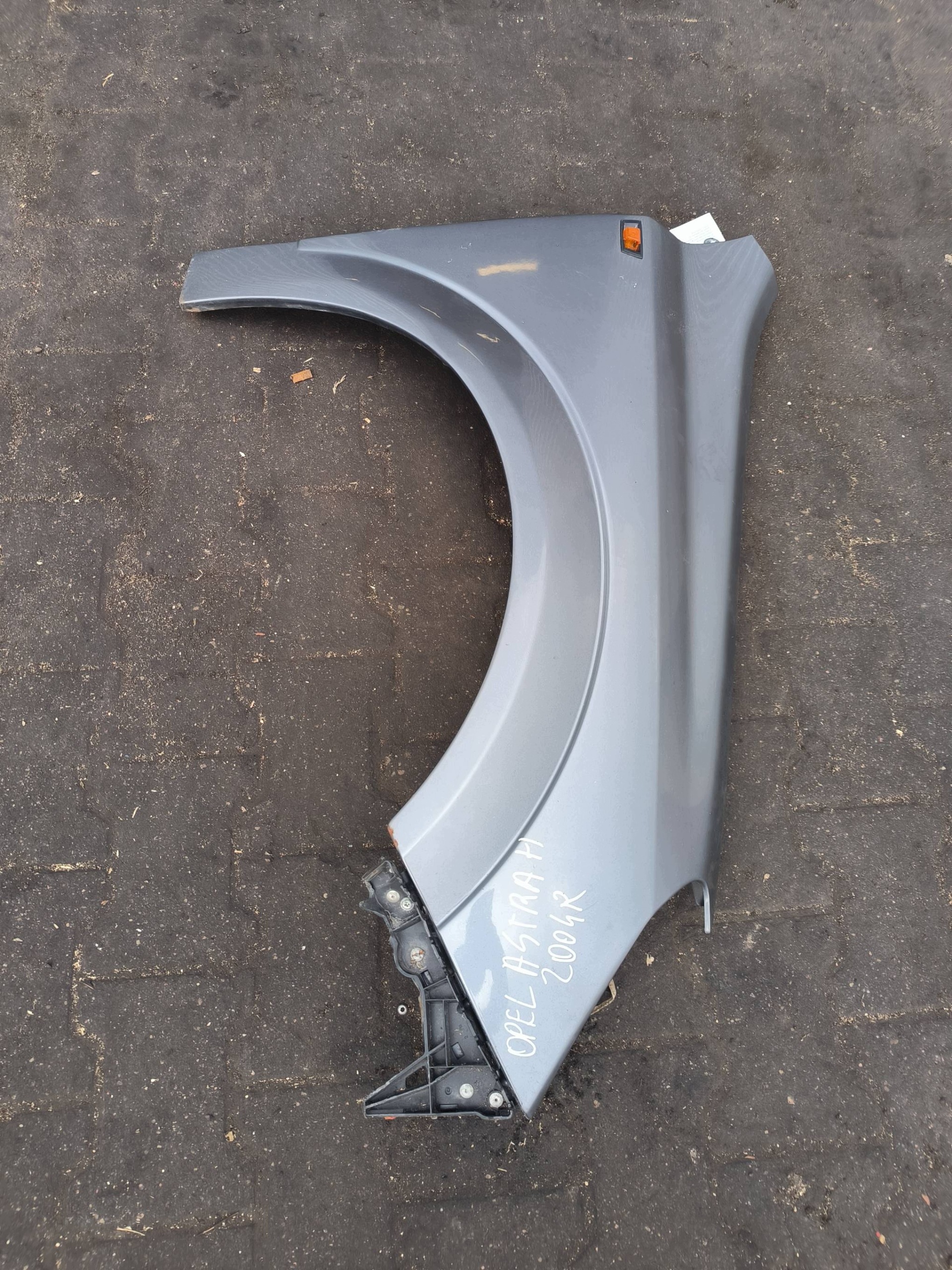 fender right front OPEL ASTRA H III