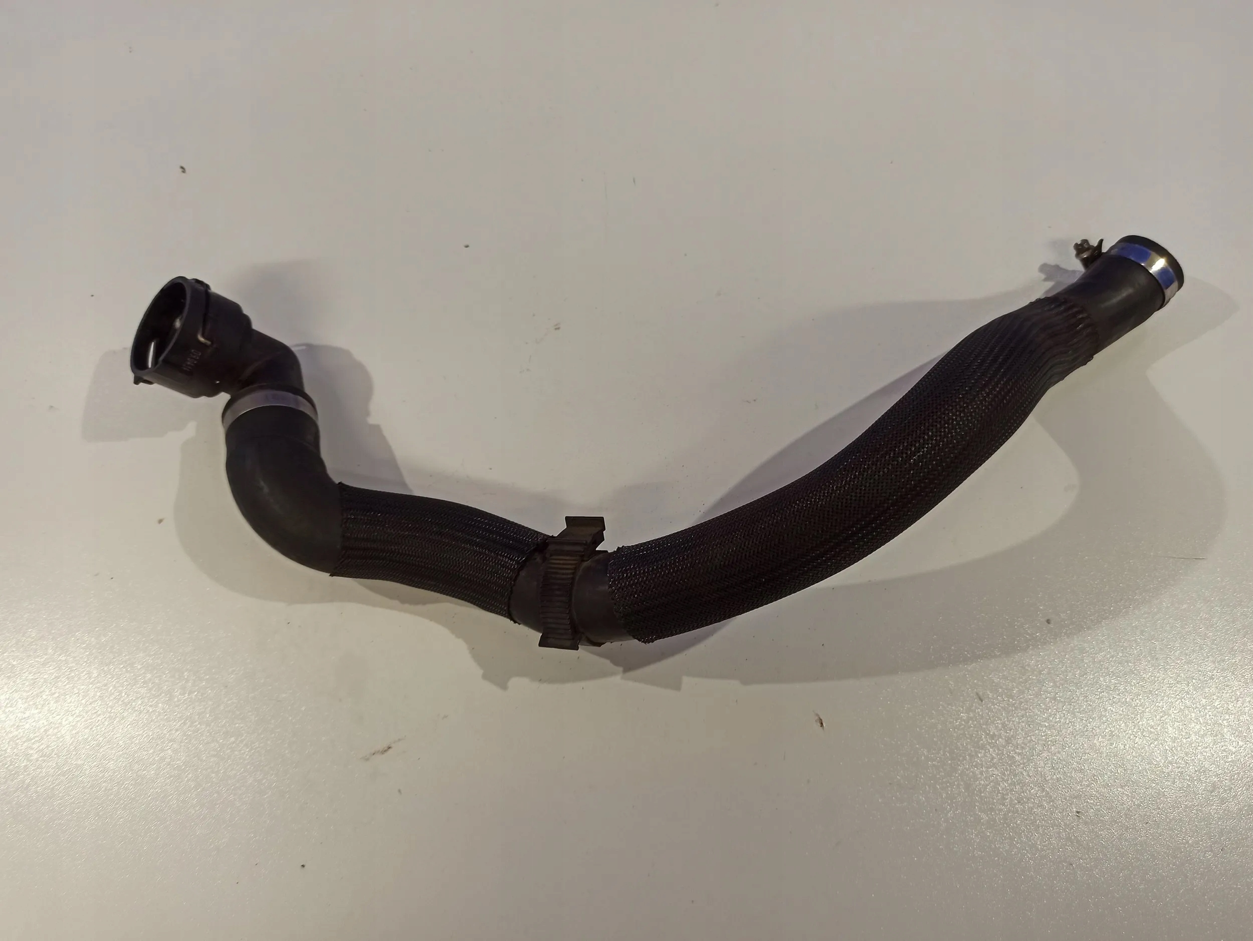 Volvo S60 2015 Przewody chłodnic wody Producent części Volvo OE