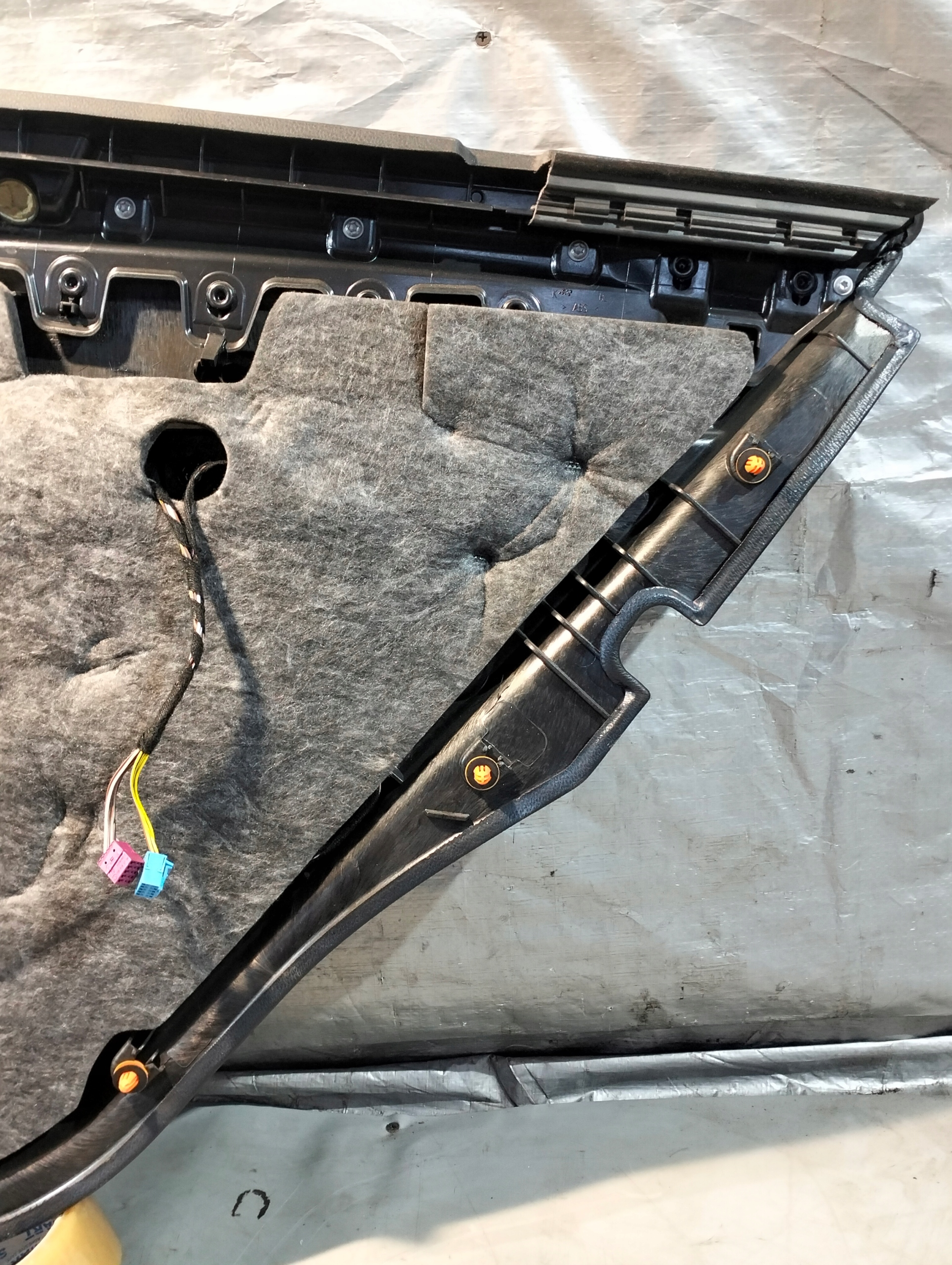 side door left rear part MERCEDES W212 E220 2013r JC1698580