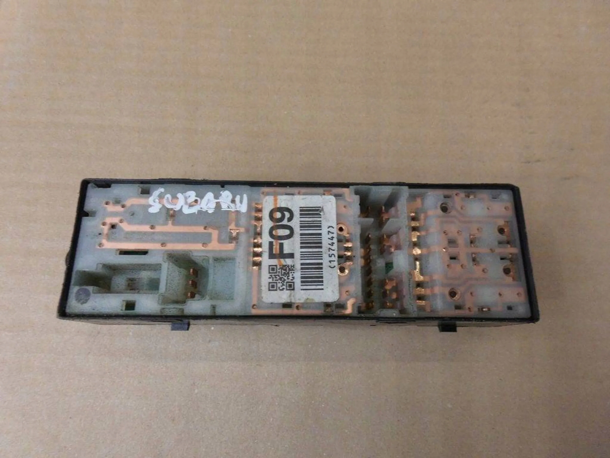 Subaru Impreza GH 2007+ window control switch front