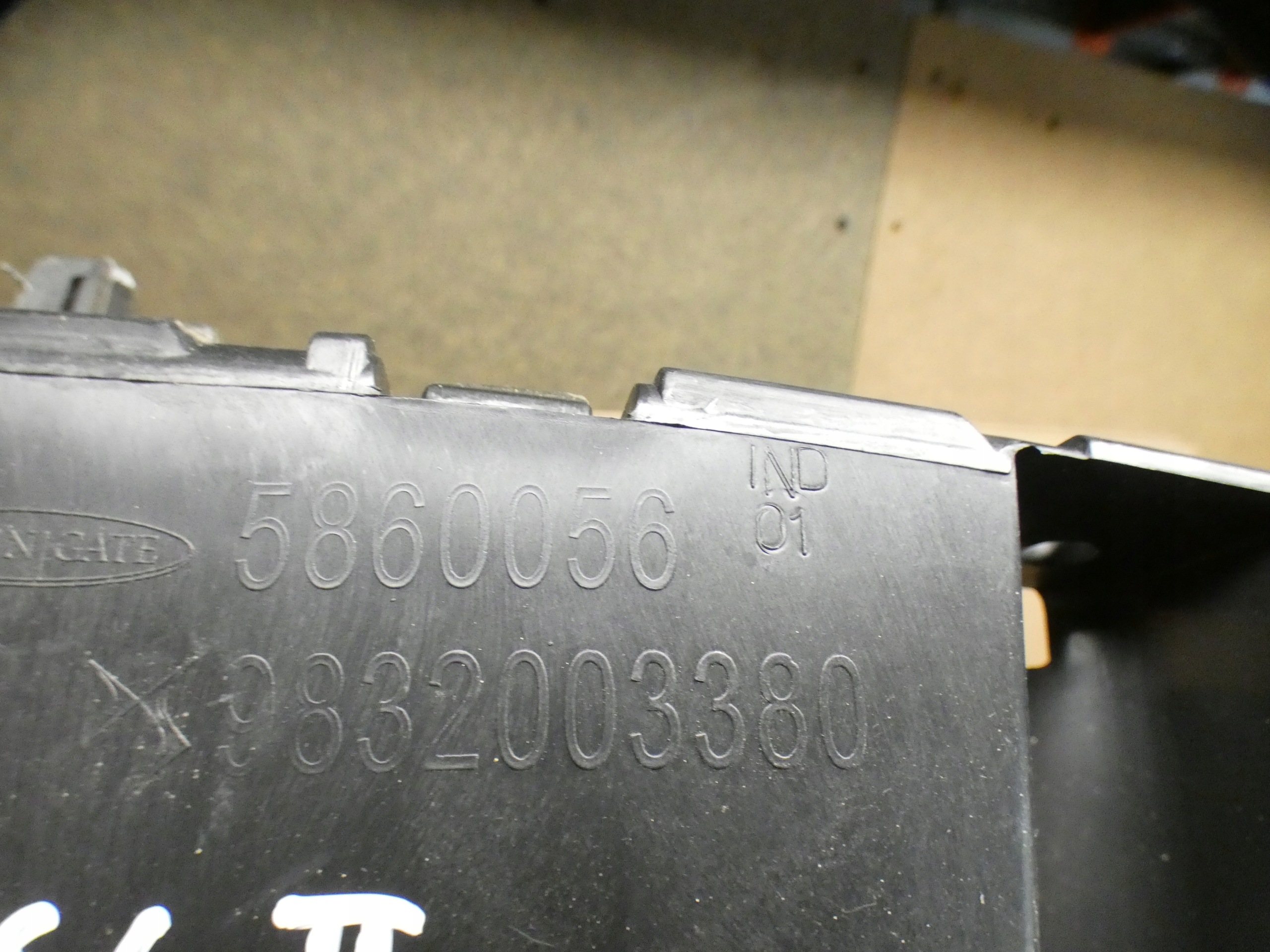 bumper bracket left rear part rear console DS 4 II 21