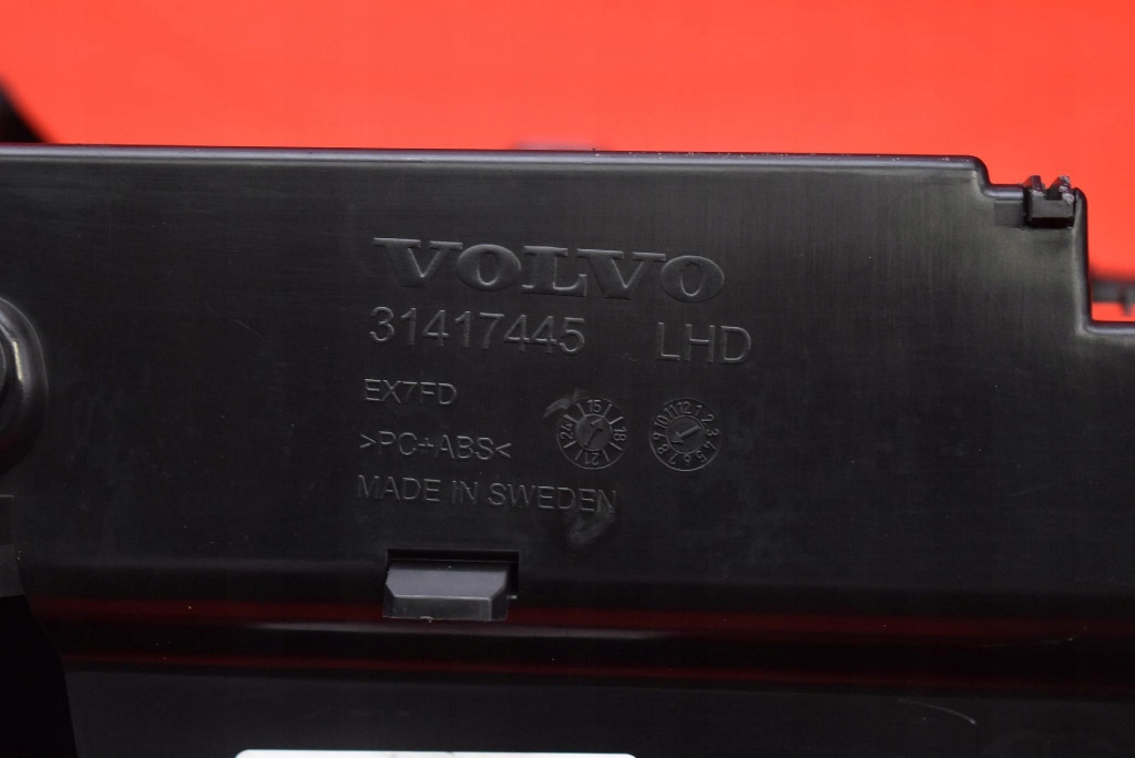 бардачок пассажира европа volvo S90 2 II 16-20