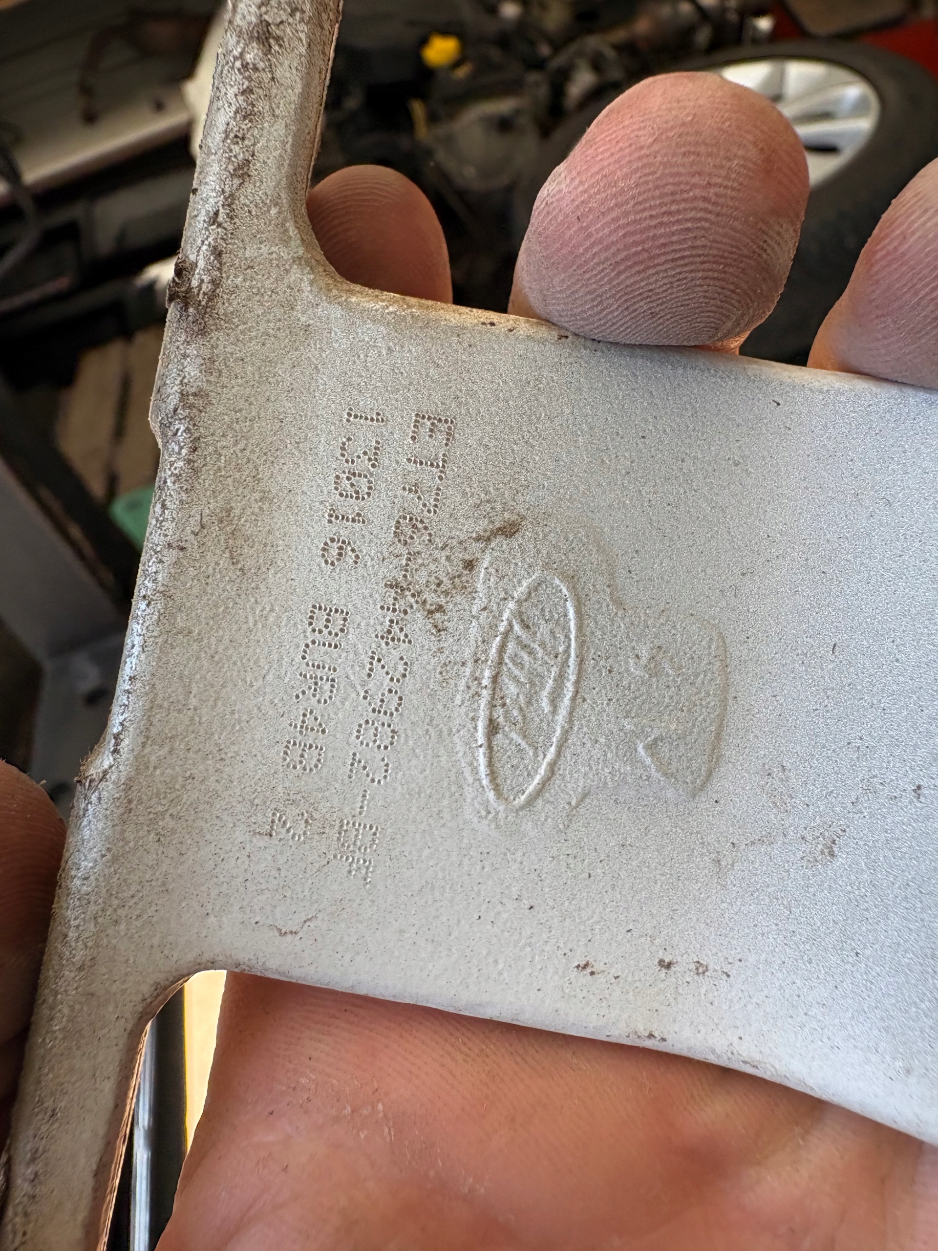 TRANSIT COURIER 2014- hinge door rear part left upper