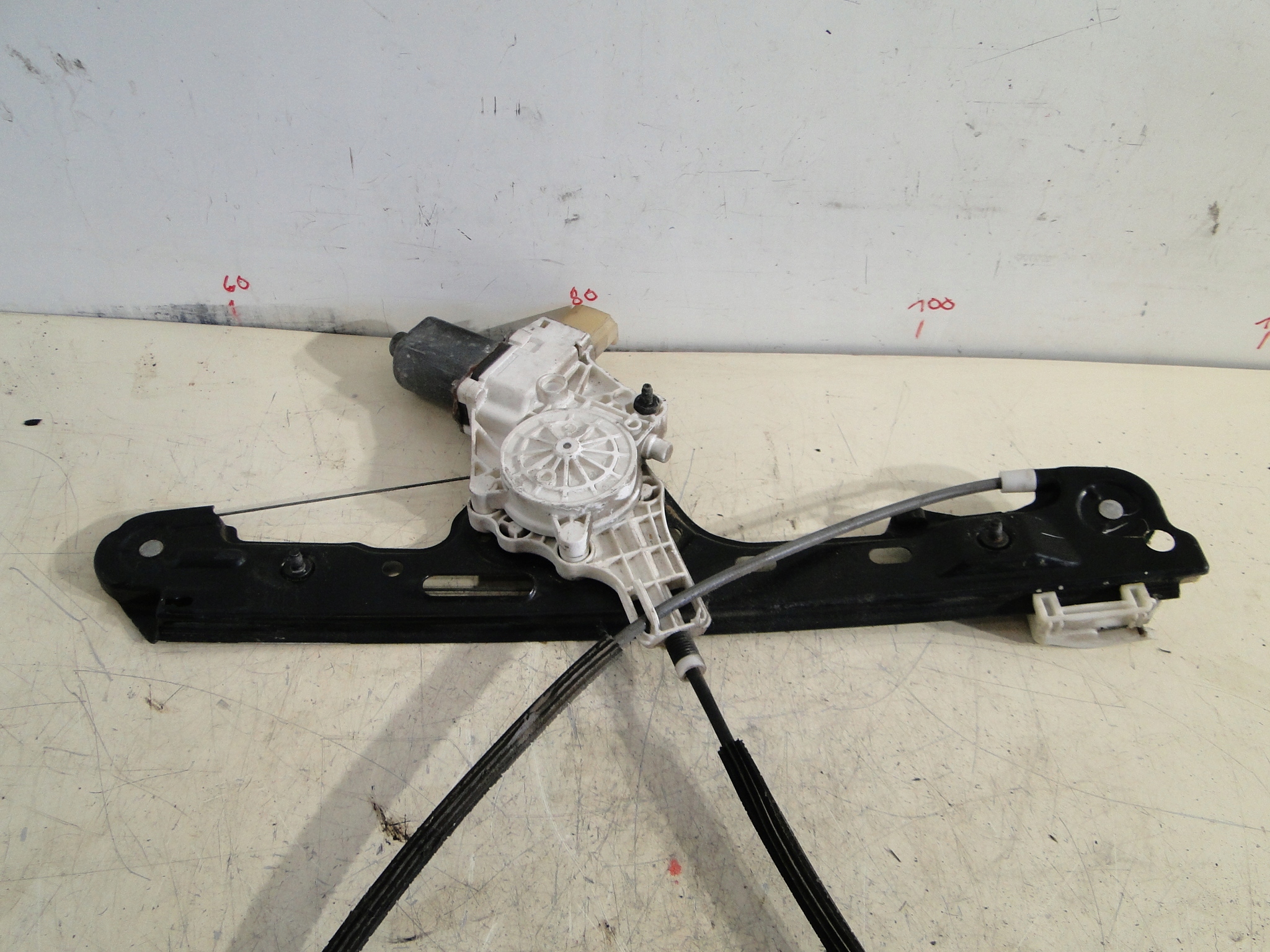 window regulator right front BMW E87