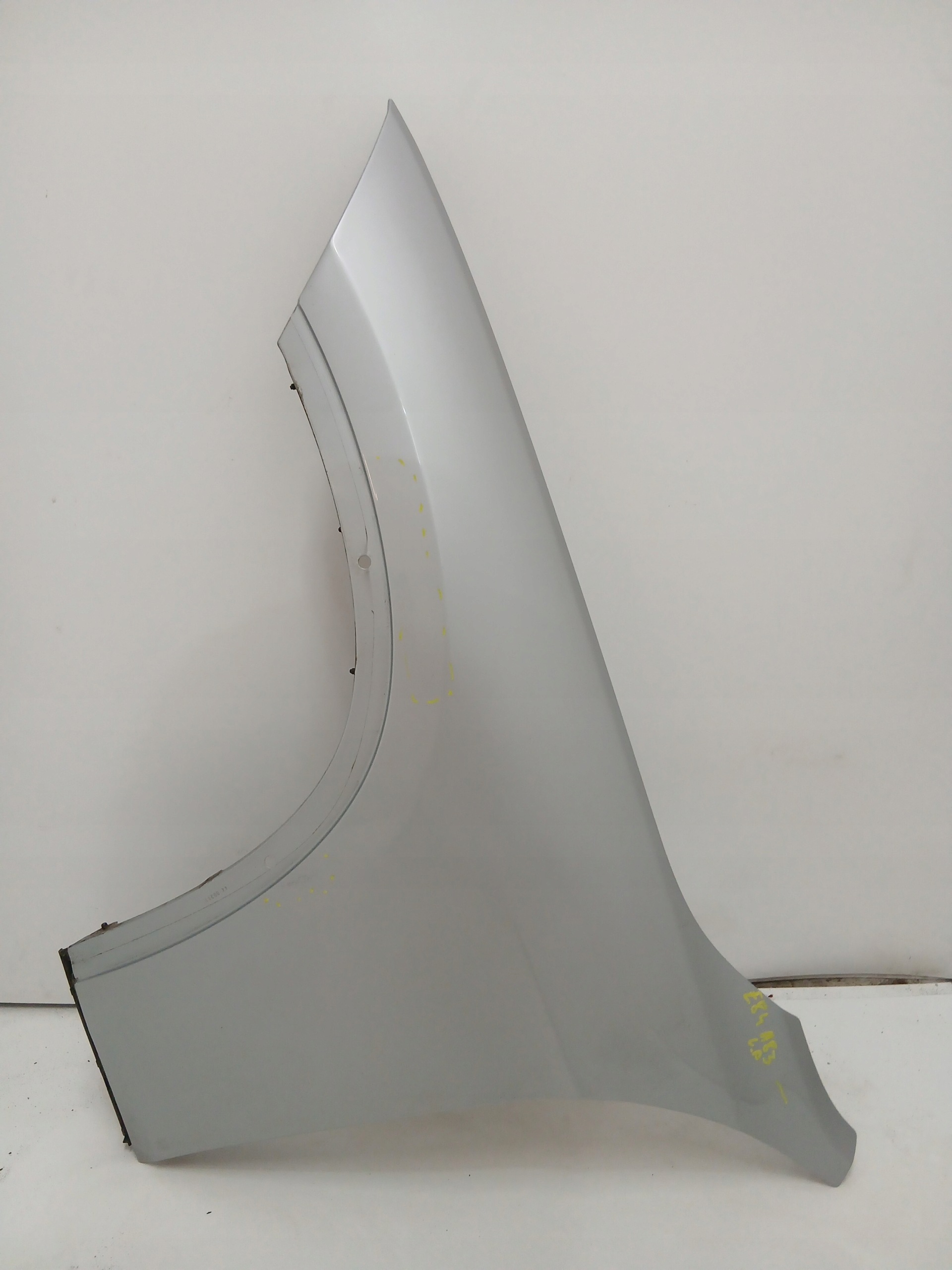fender left front BMW X1 E84 LIFT A83