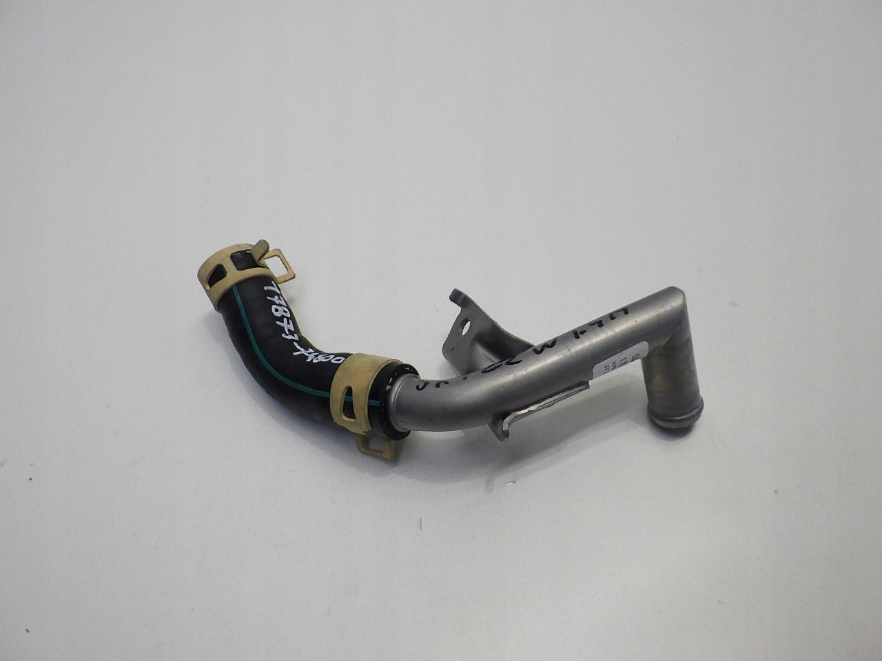 17870-74S00 - SX4 S CROSS 1.4 HYB 2022 ТРУБОПРОВІД ВОДОПРОВІД