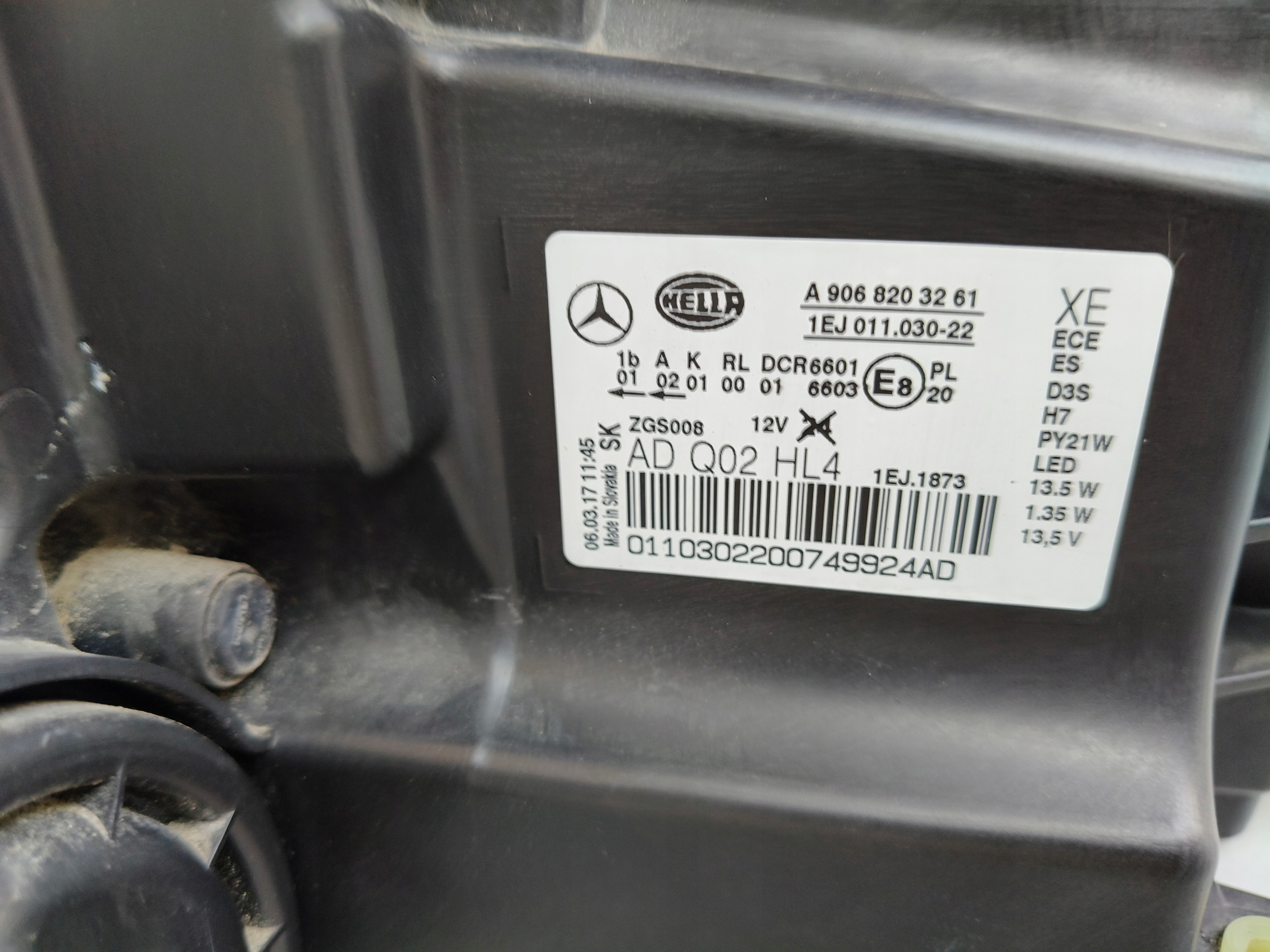 light right REFLEKTOR MERCEDES SPRINTER W906 13- LIFT XENON LED