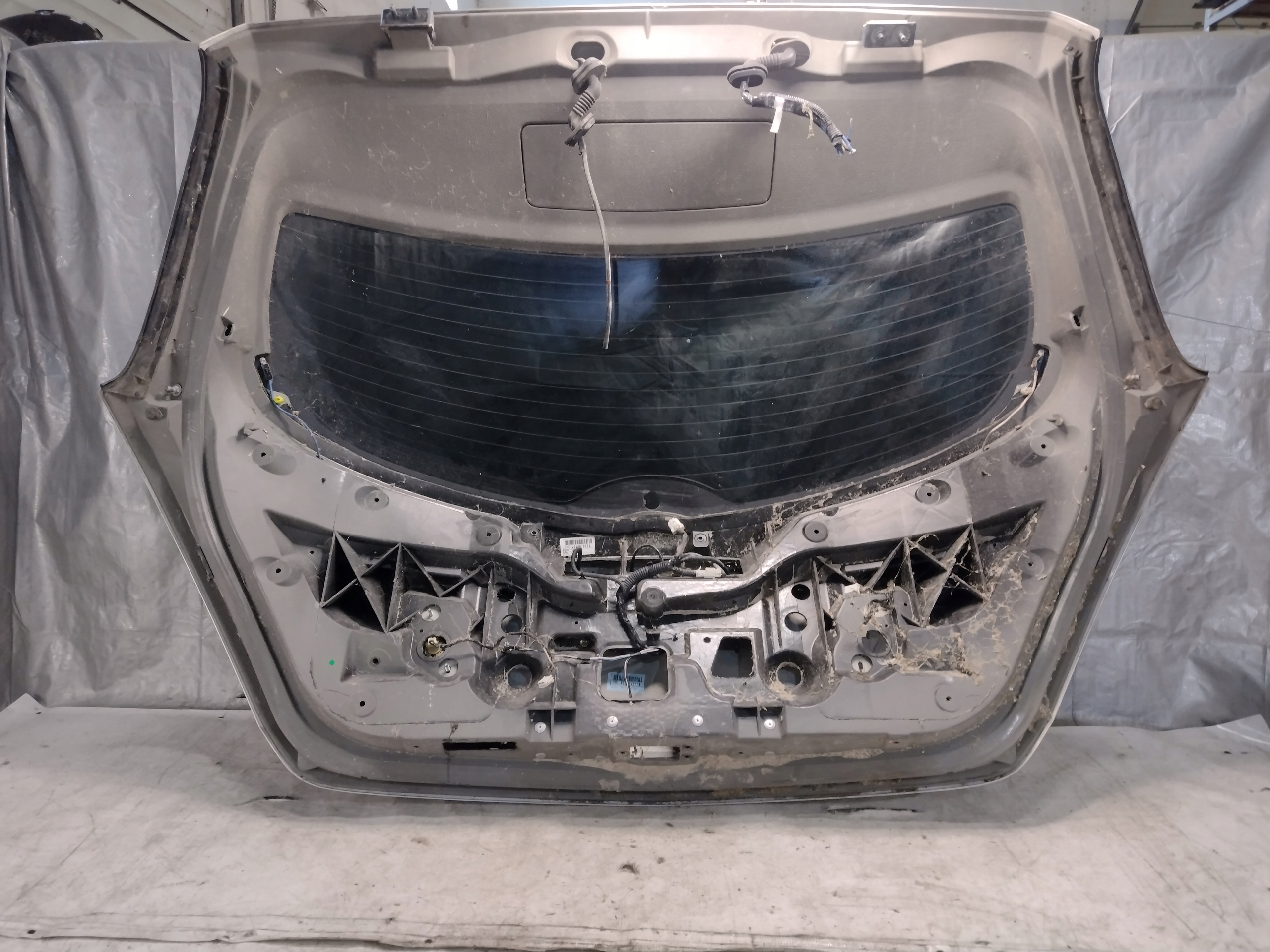 trunk door boot Nissan Murano Z50