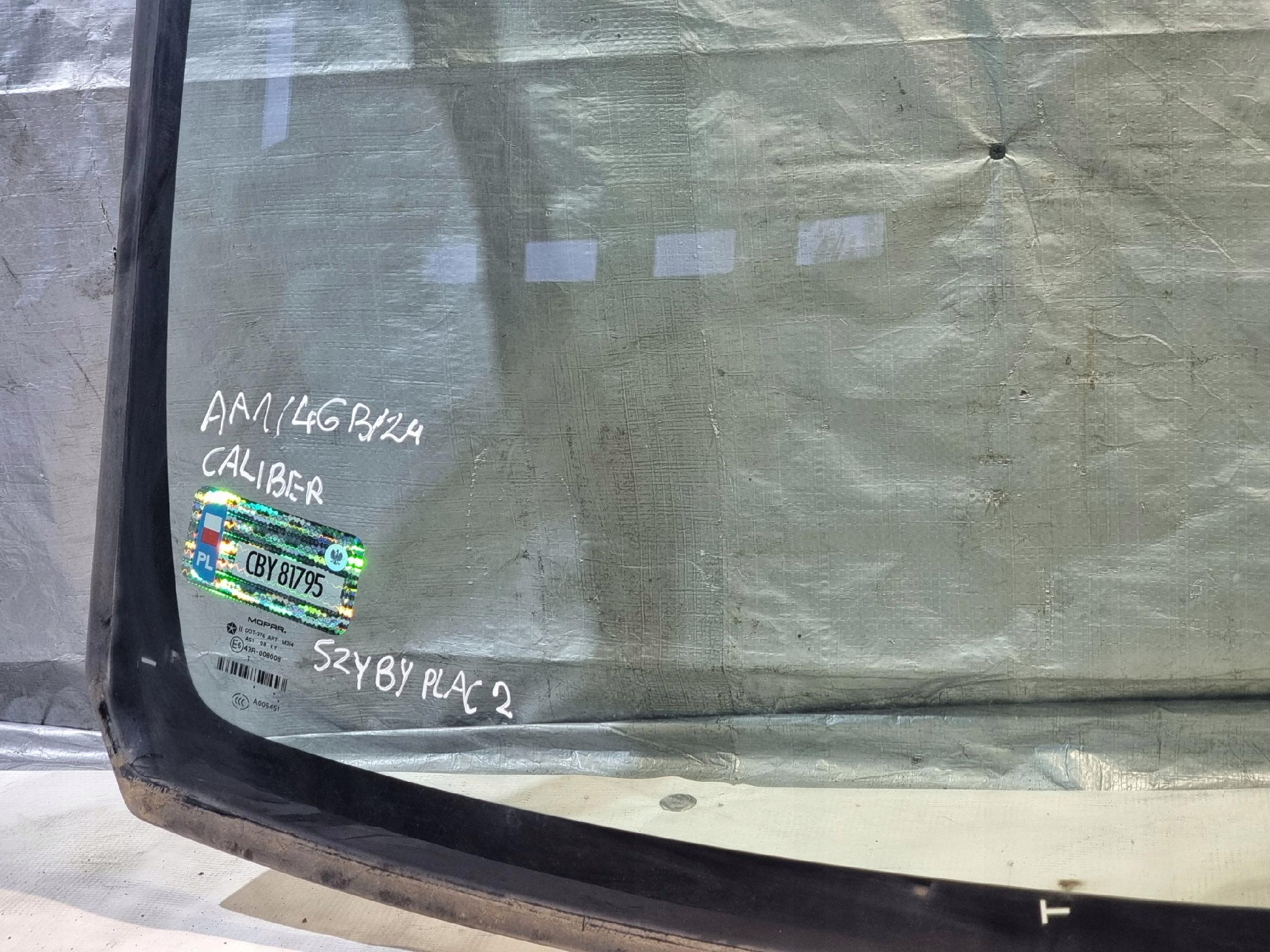 window iron front DODGE CALIBER 08r