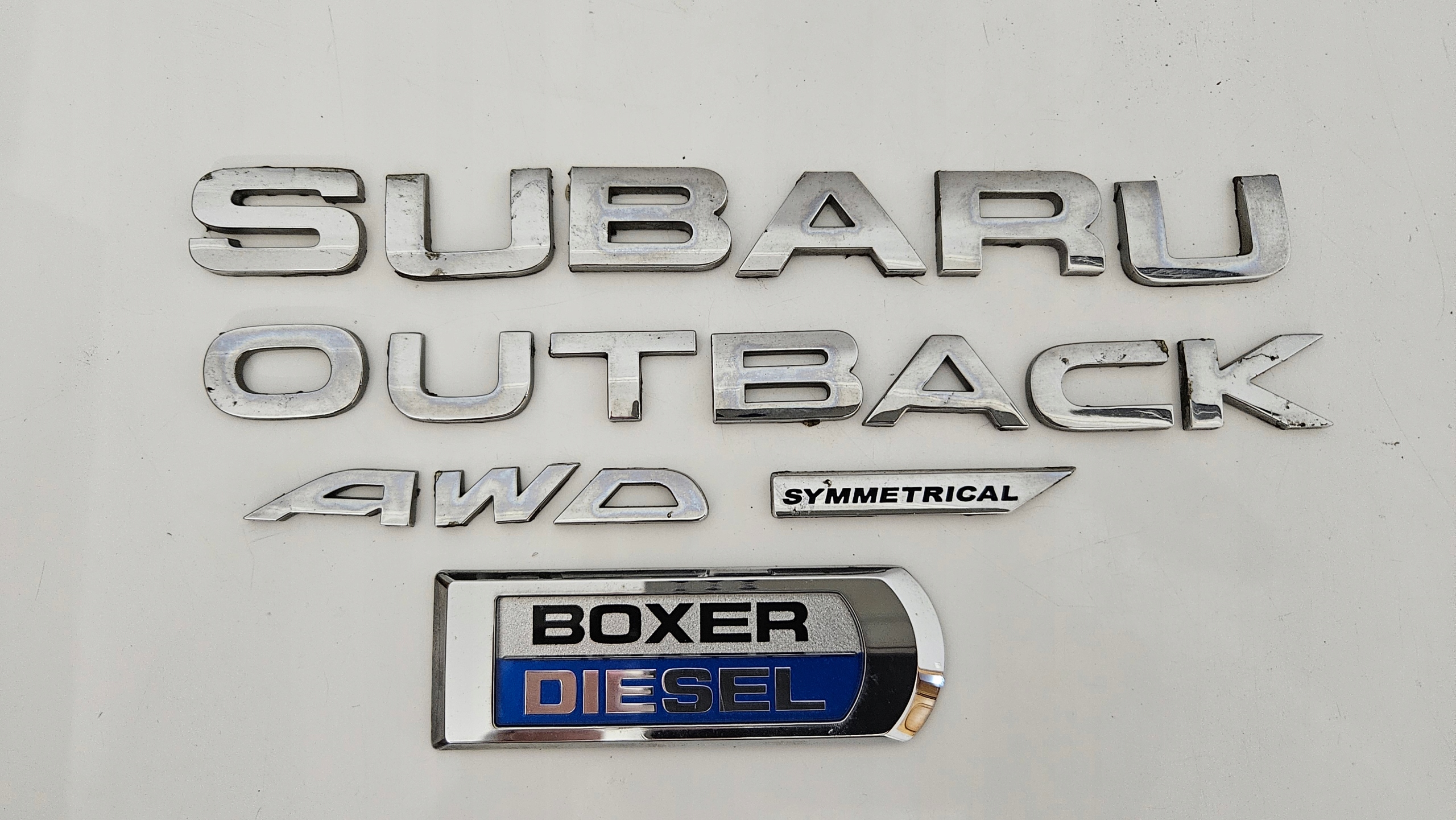 Nápis S Emblémom Subaru Outback 2009-2014, Pohon Awd, Symetrický Boxer, Emblém Motor, Pohon Awd
