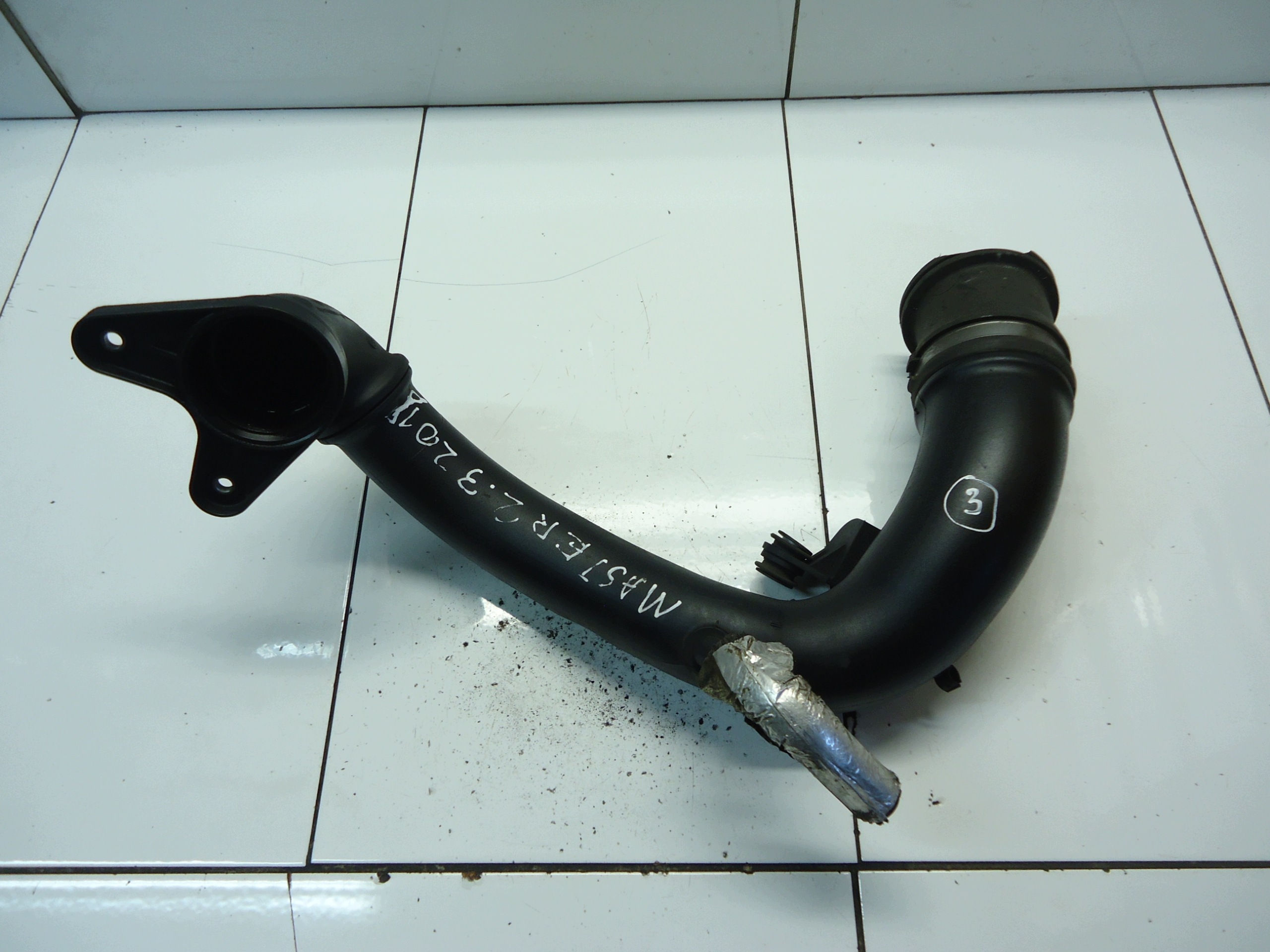 RENAULT MASTER III 2.3 DCI pipe air 165763705R