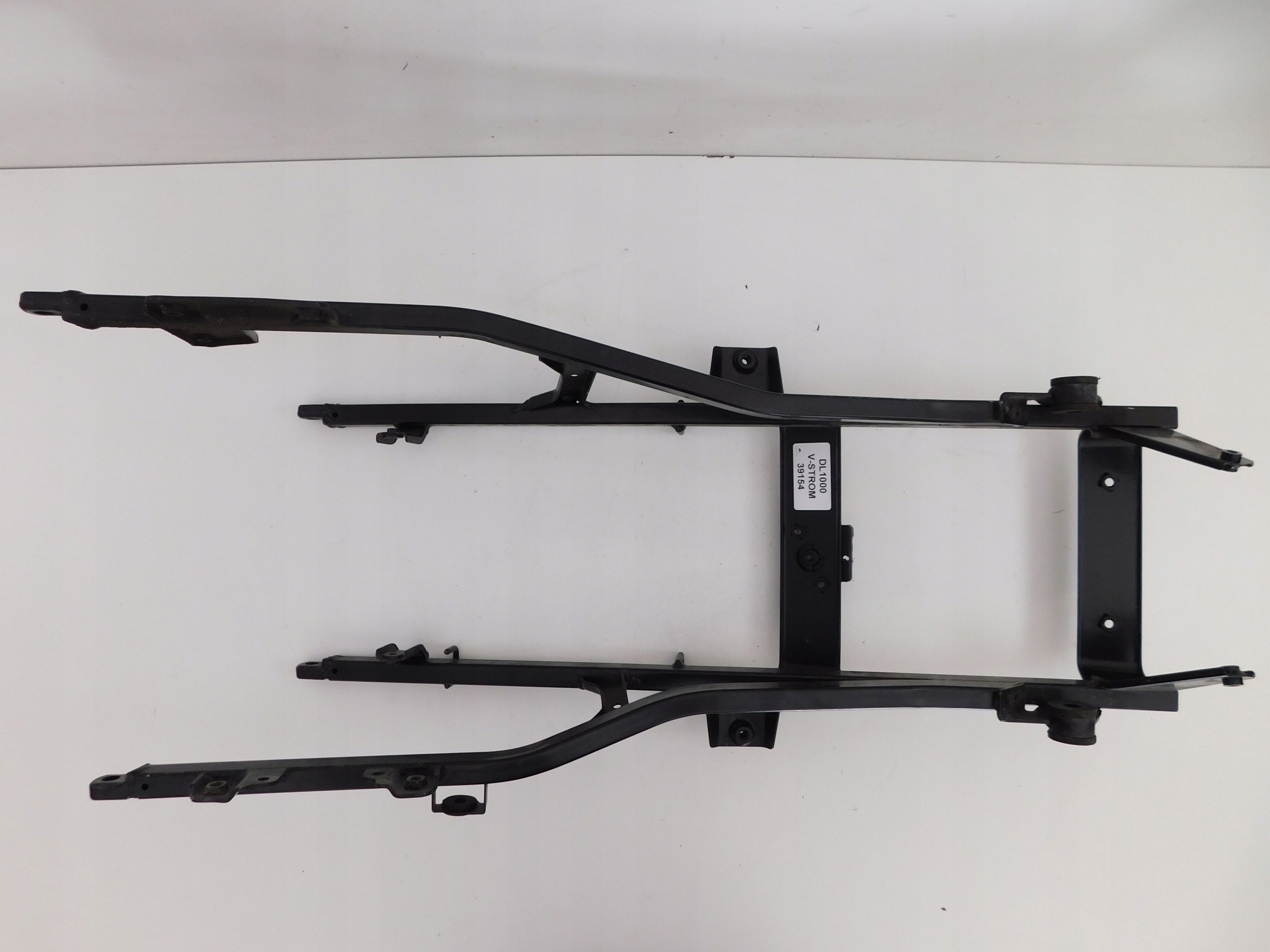 SUZUKI DL 1000 V-STROM ХВОСТОВА РАМА