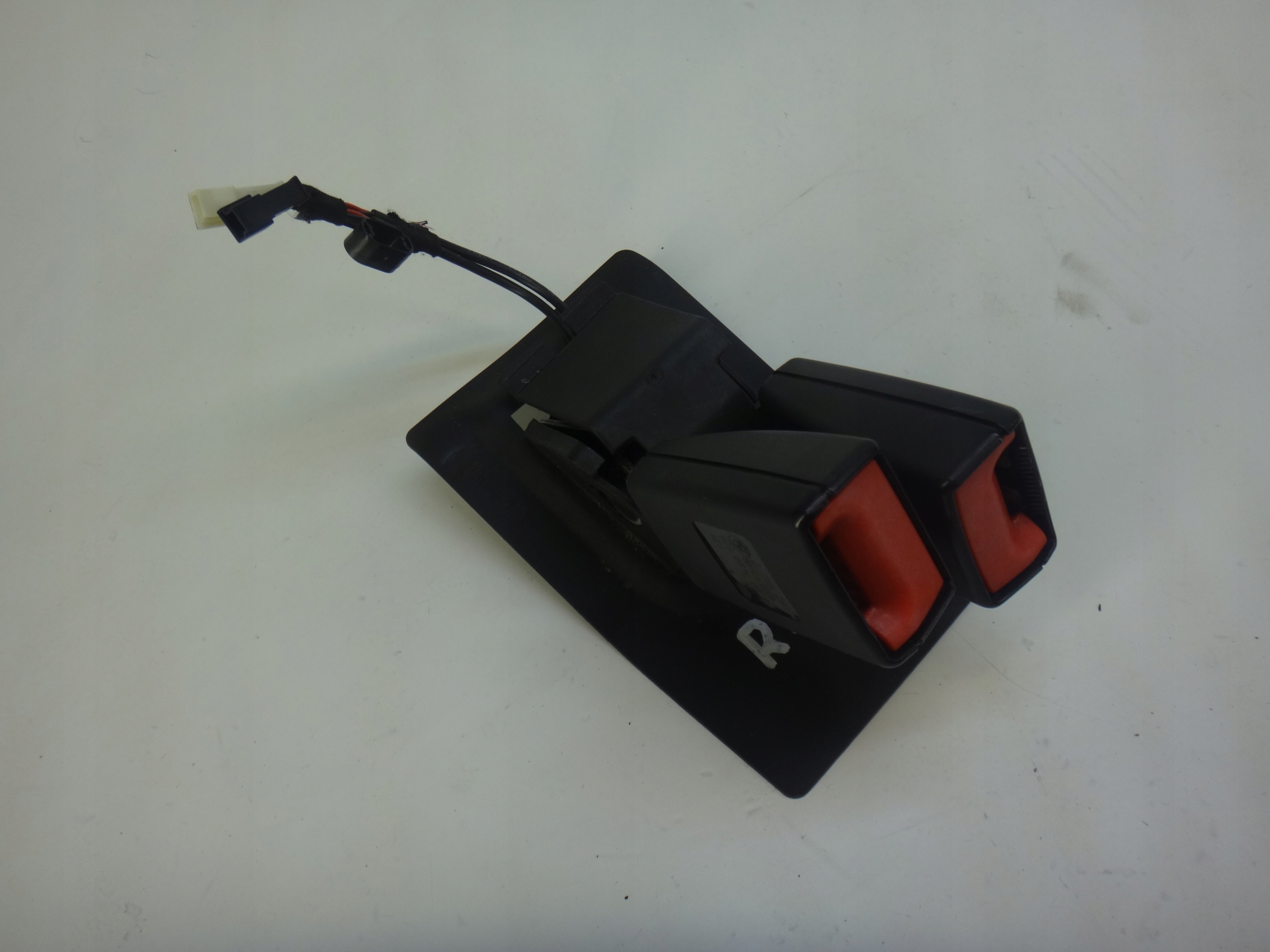 ремня задний MINI COOPER R56