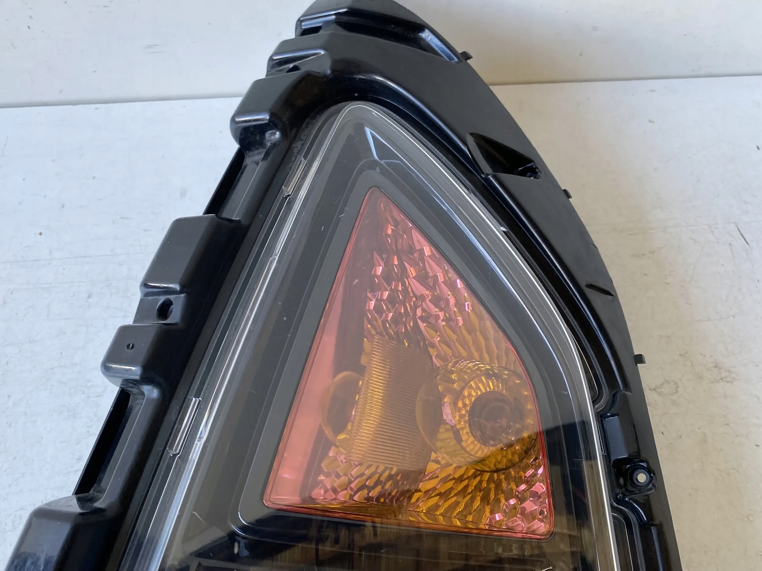 правый задний фонарь kia SOUL 2009 год