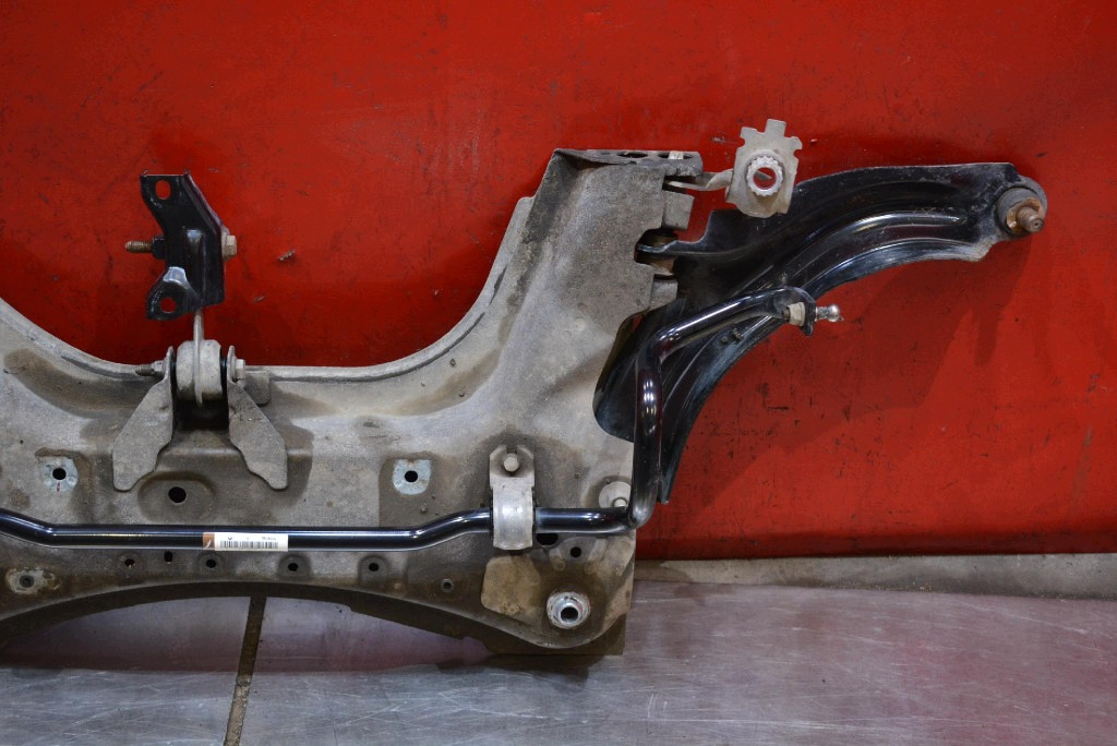 axle beam sider subframe axle beam front RENAULT CLIO 4 IV 1.2 16V 75 KM LIFT 12-20
