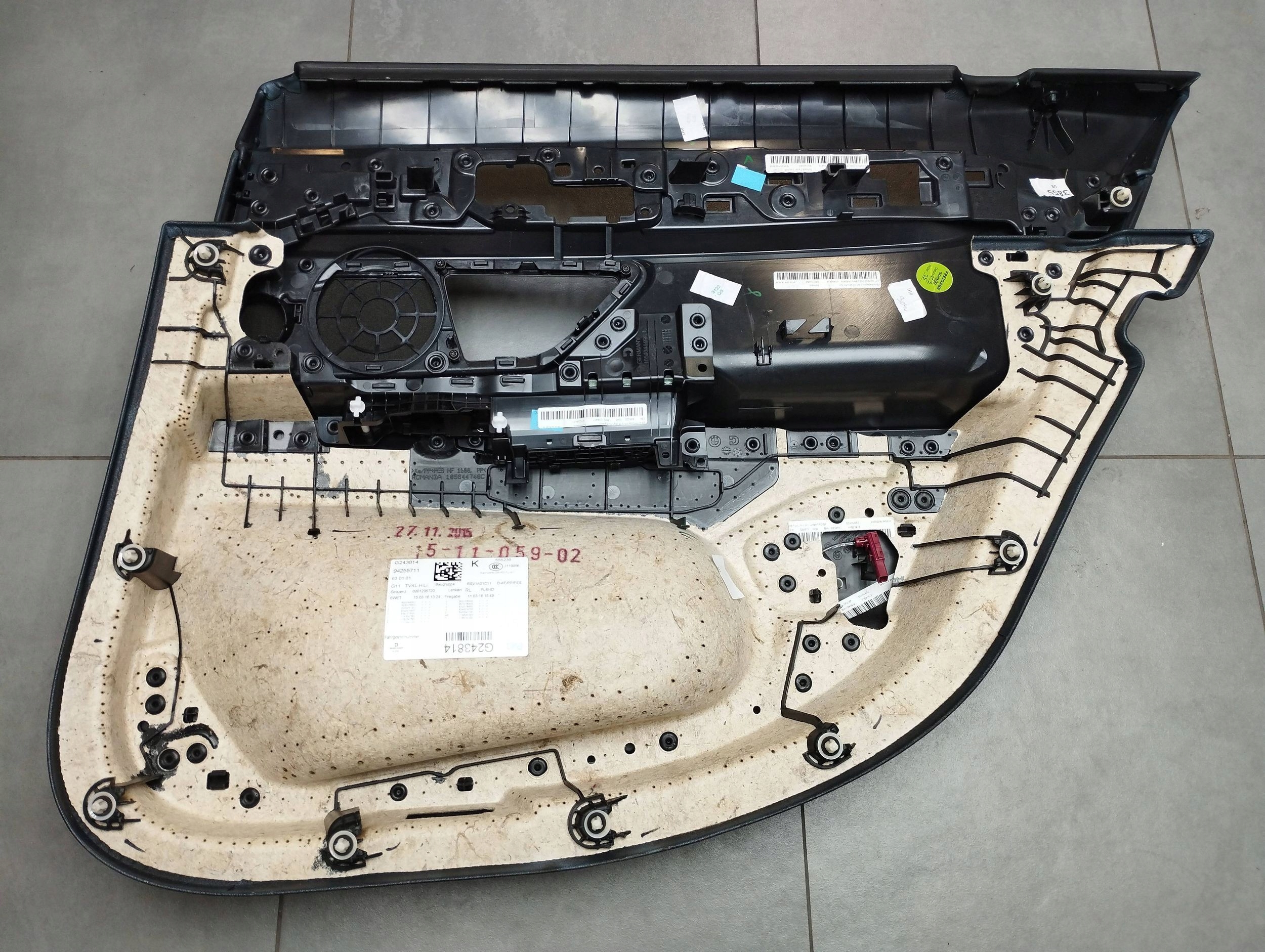 BMW 7 G11 side door left rear part 94255711
