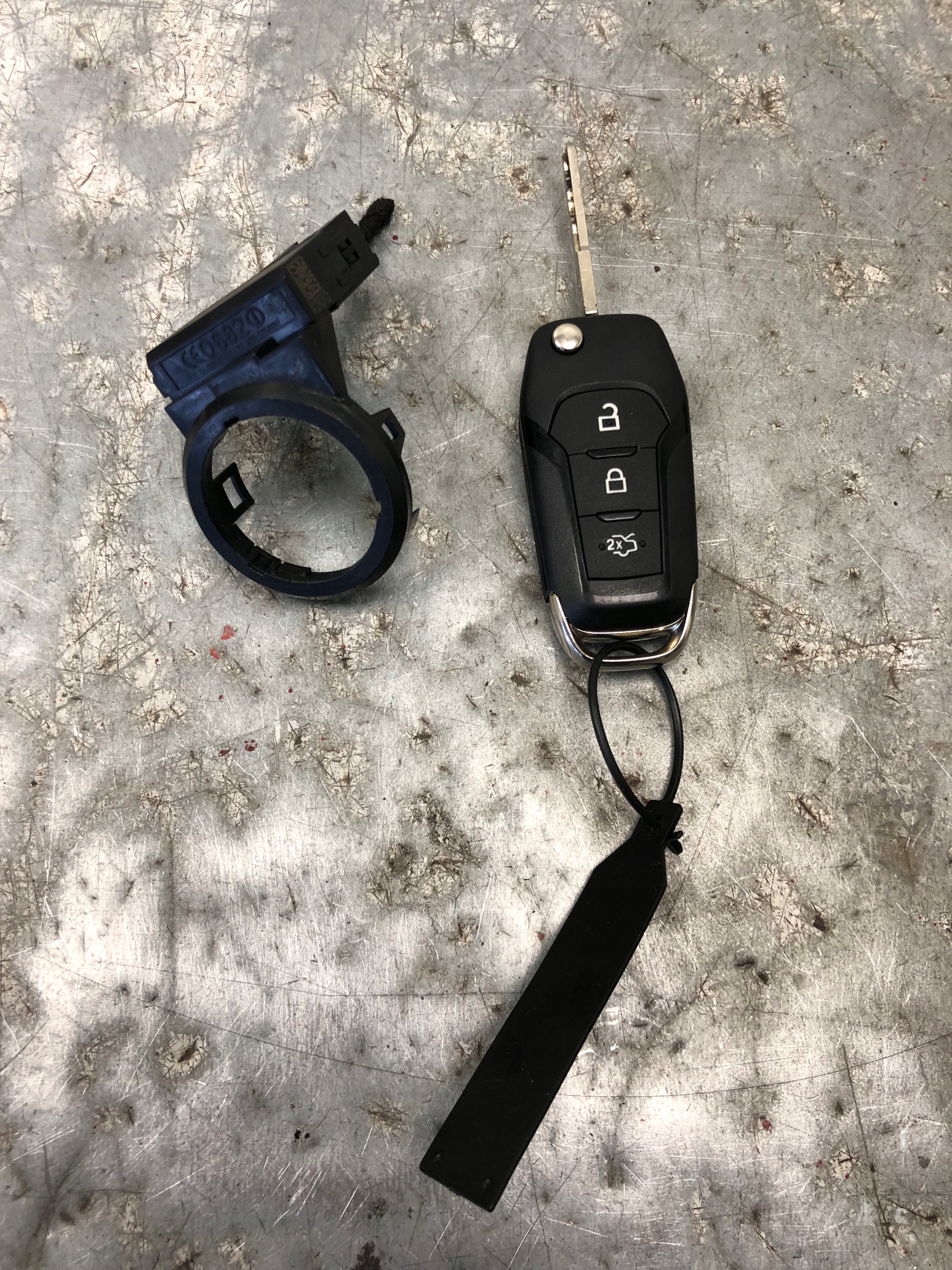 PETLA IMMOBILIZER key PILOT FORD FOCUS MK3
