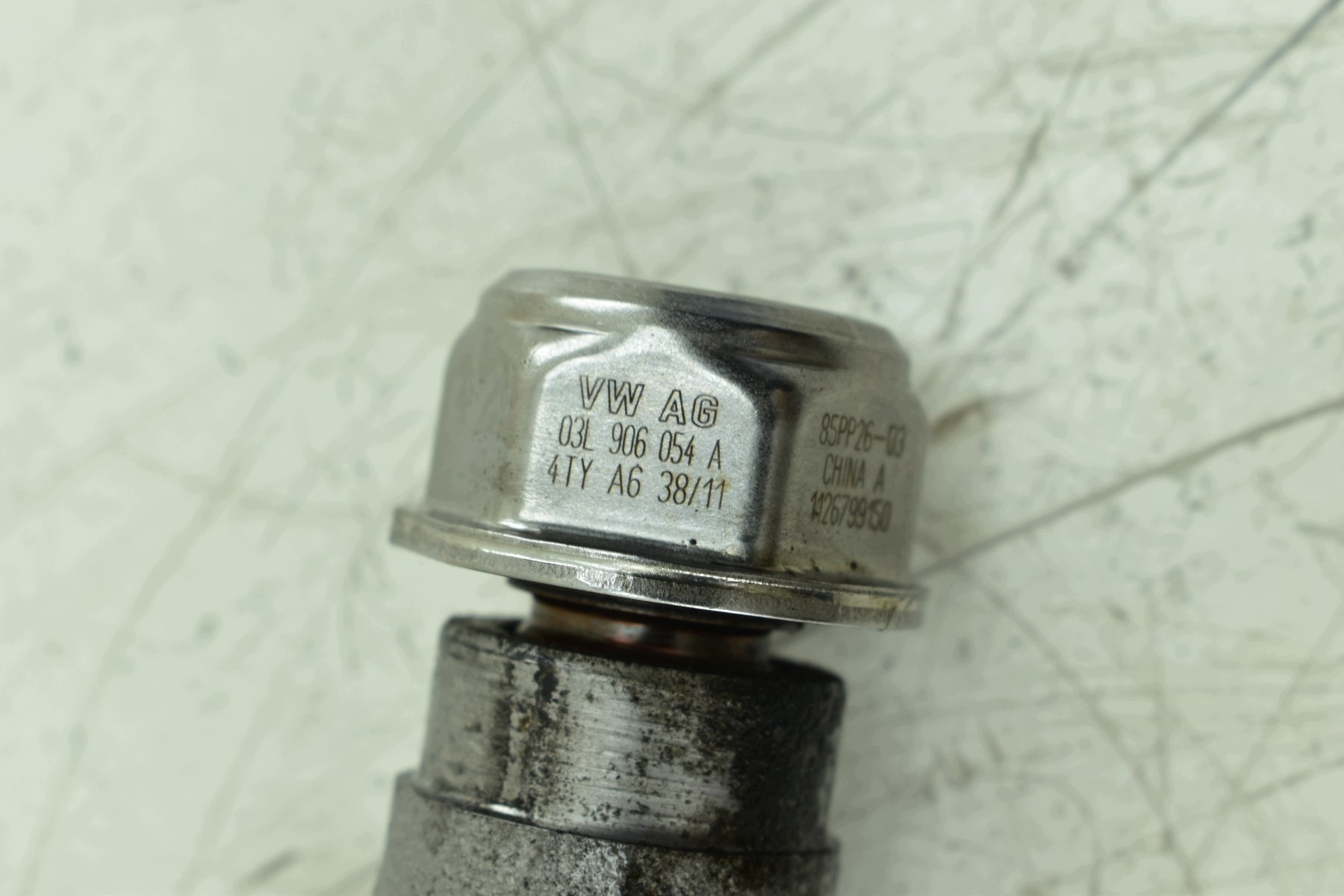Rampe injection VOLKSWAGEN PASSAT B7 GOLF VI 1.6 TDI 03L089S