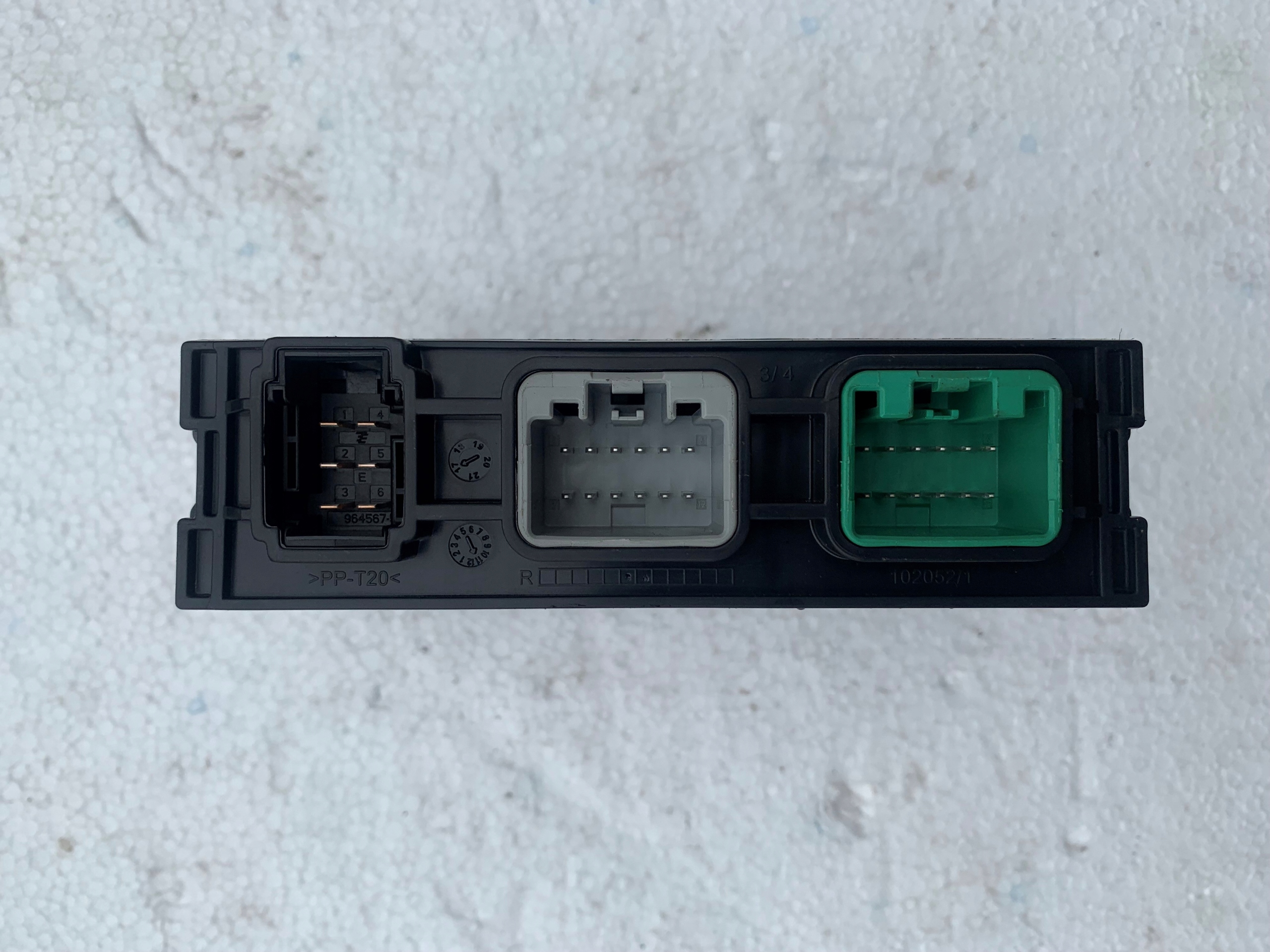 22038906 - RENAULT T RANGE GAMA МОДУЛЬ УПРАВЛЕНИЯ ПРАВОЙ ДВЕРЬЮ